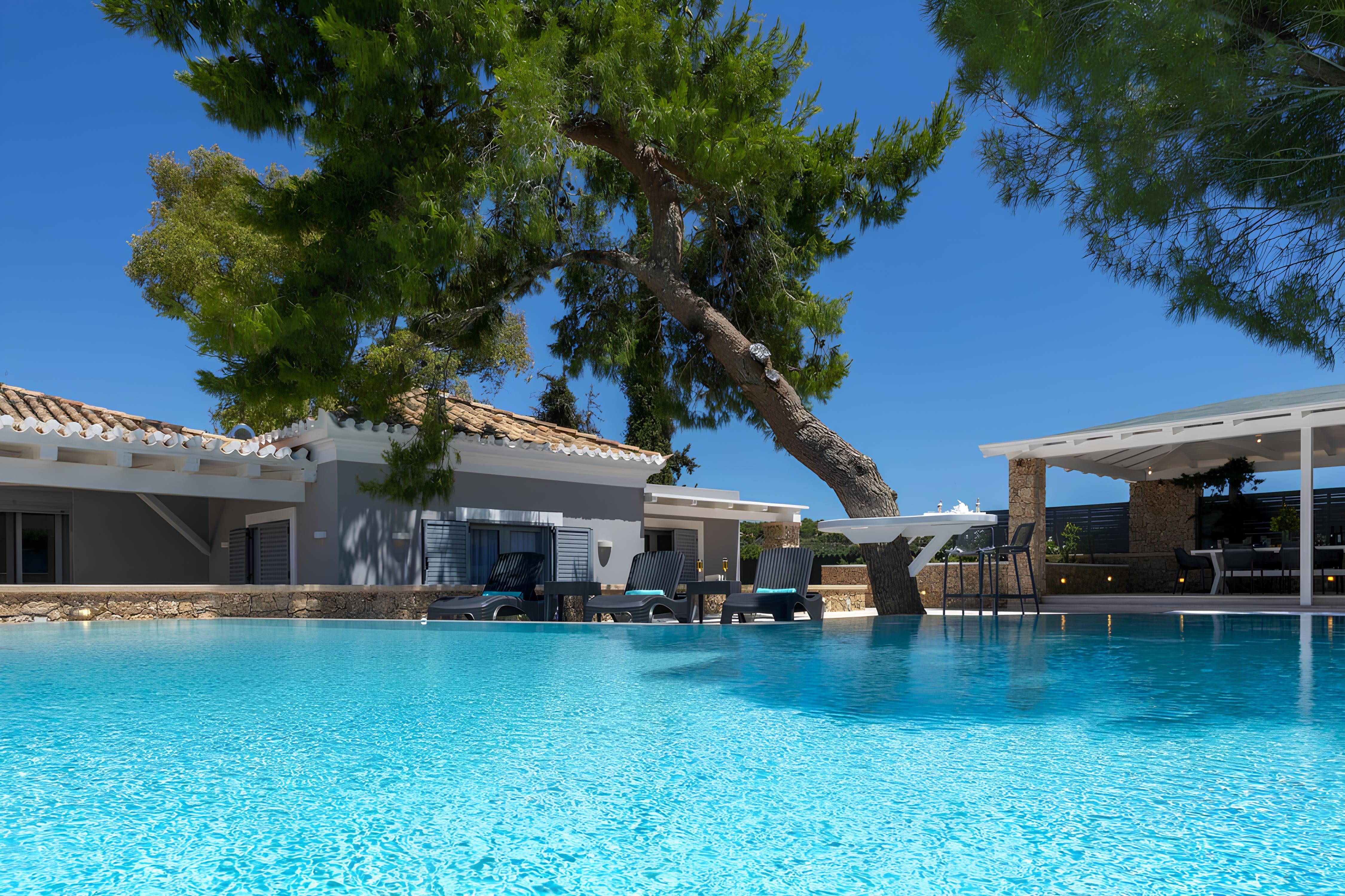 Villa Meltemi Porto Cheli Greece: Spacious 5-Bedroom Apartment with Pool and Seaview, Argolis