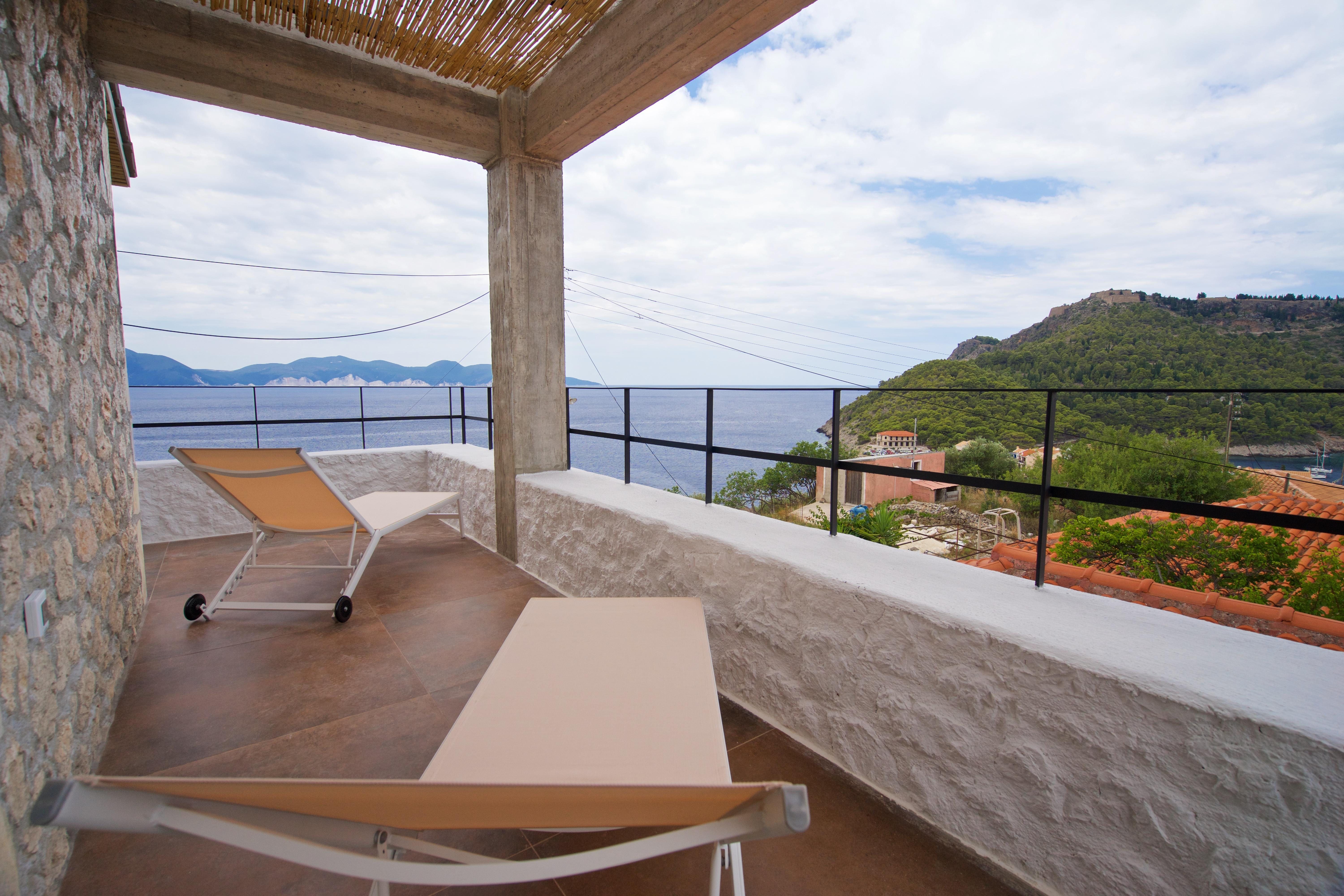 Villa Meltemi Pylaros Pylaros 4: Luxury 3-Bedroom Apartment with Seaview and Pool, Pylaros