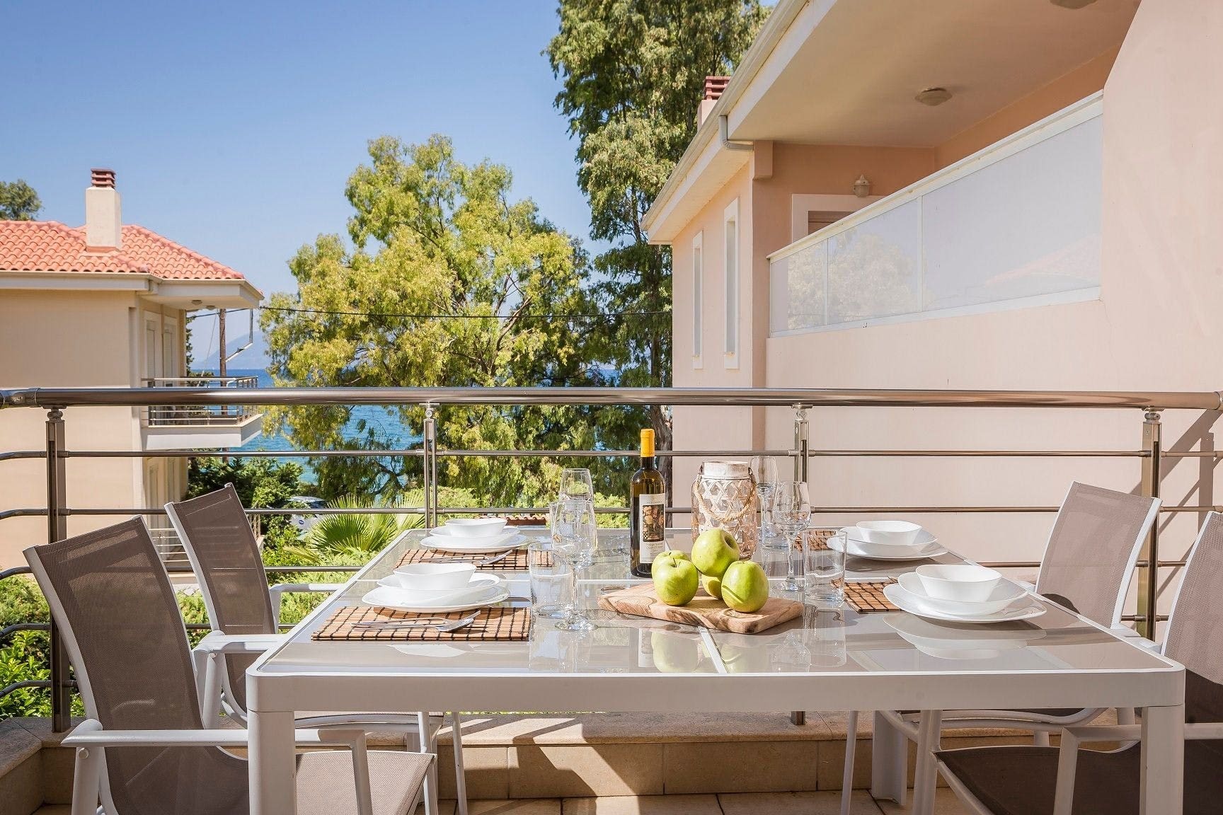Villa Meltemi Sami: Spacious 3-Bedroom Apartment with Seaview and Shared Pool, Sami