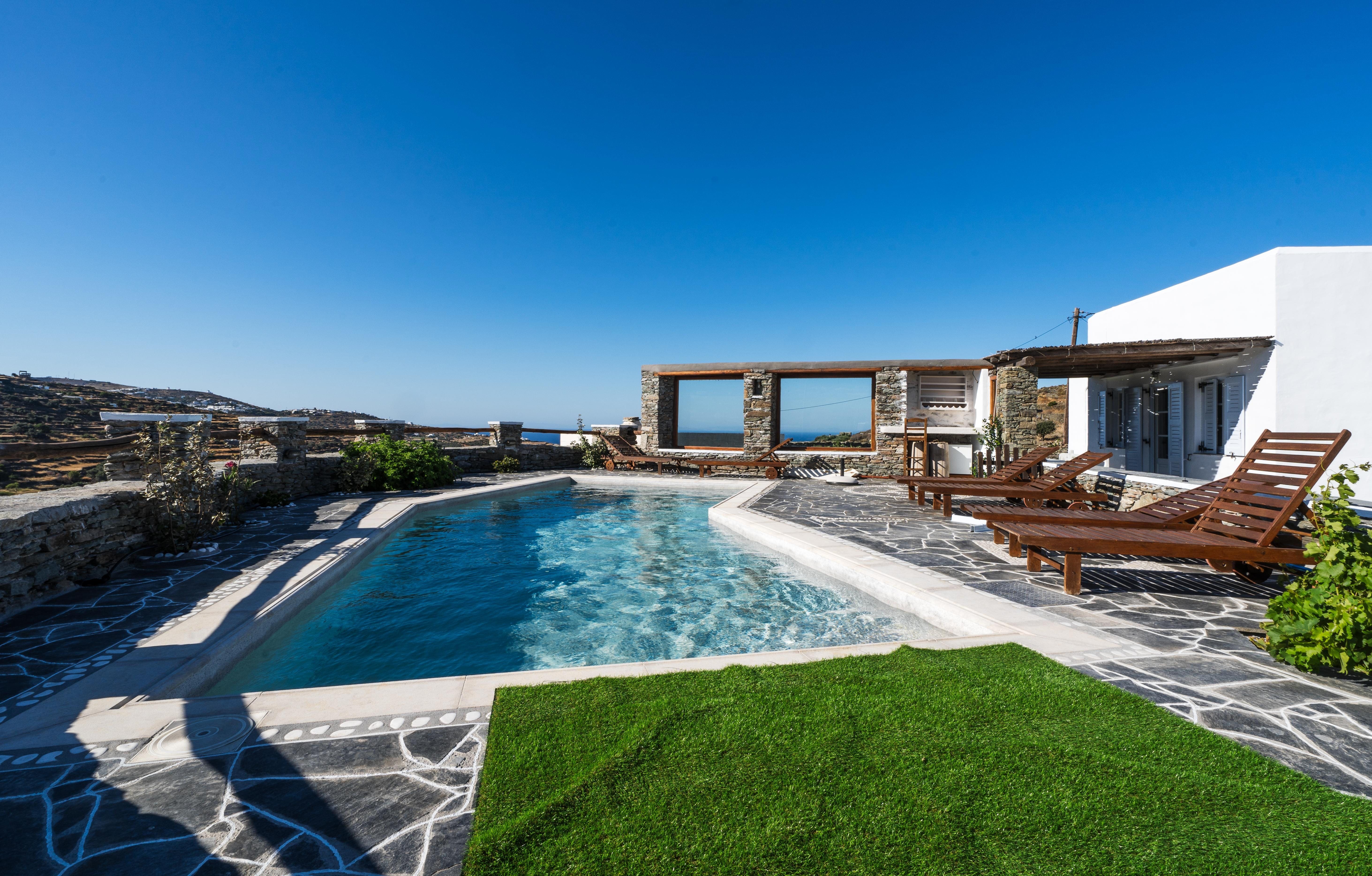 Villa Meltemi Sifnos Sifnos 2: 3-Bedroom Luxury Apartment with Seaview and Pool, Sifnos