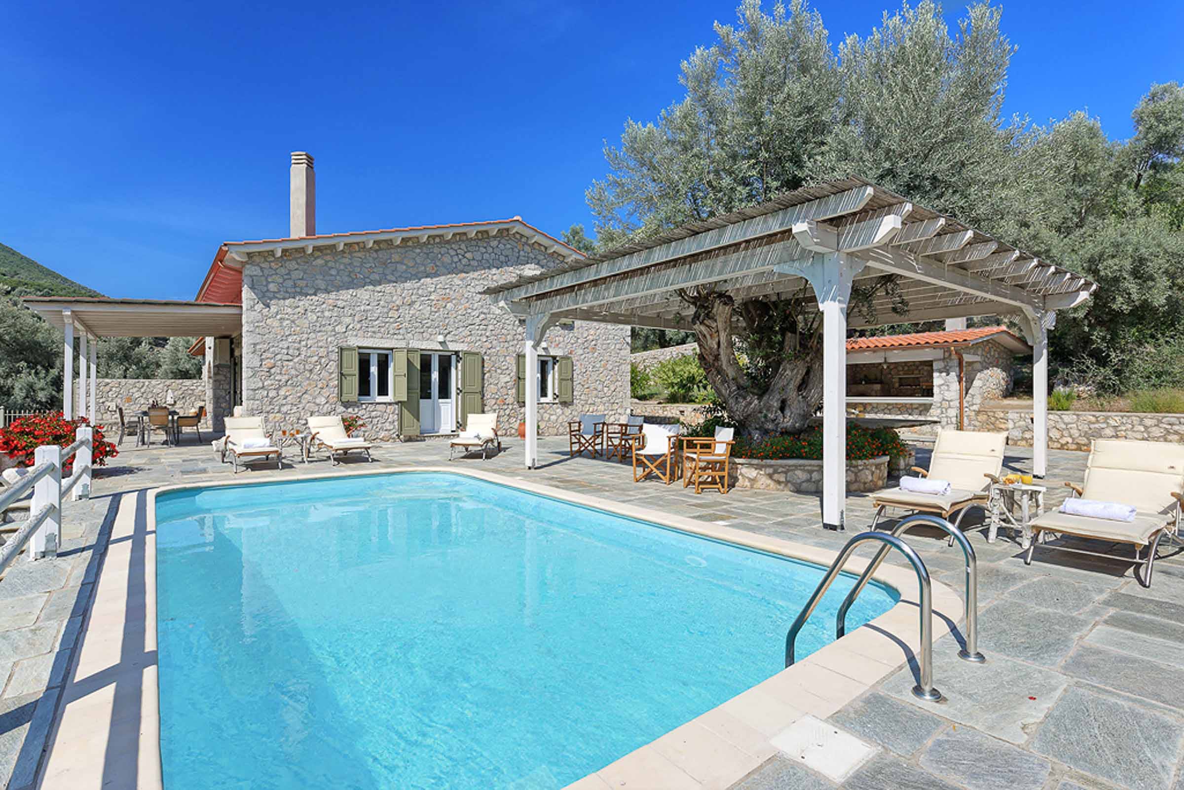 Villa Meltemi Sivota: Luxury 4-Bedroom Apartment with Seaview and Pool, Lefkada