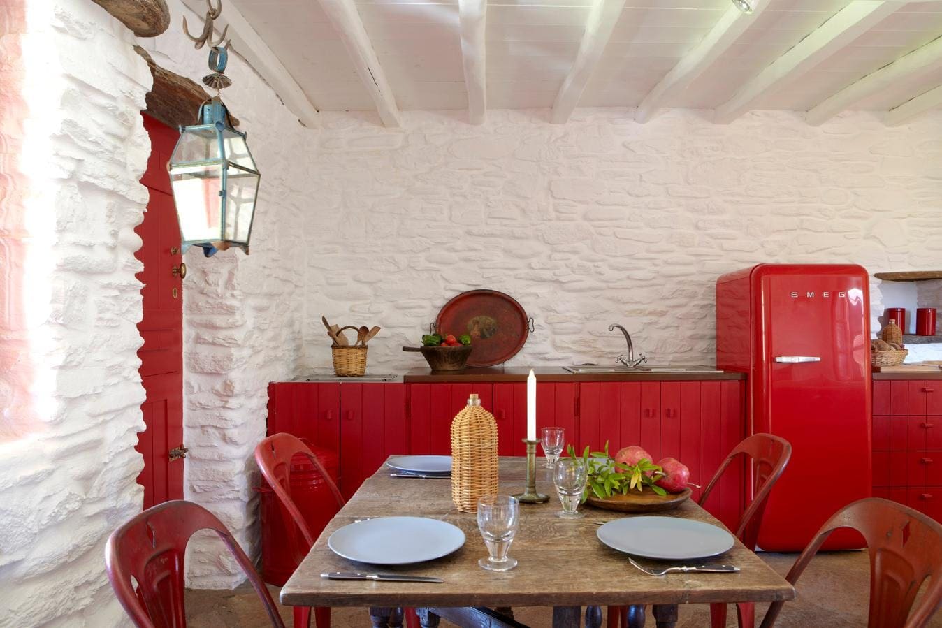 Villa Meltemi Tinos Tinos 3: Luxury 3-Bedroom Beachfront Apartment with Seaview, Tinos