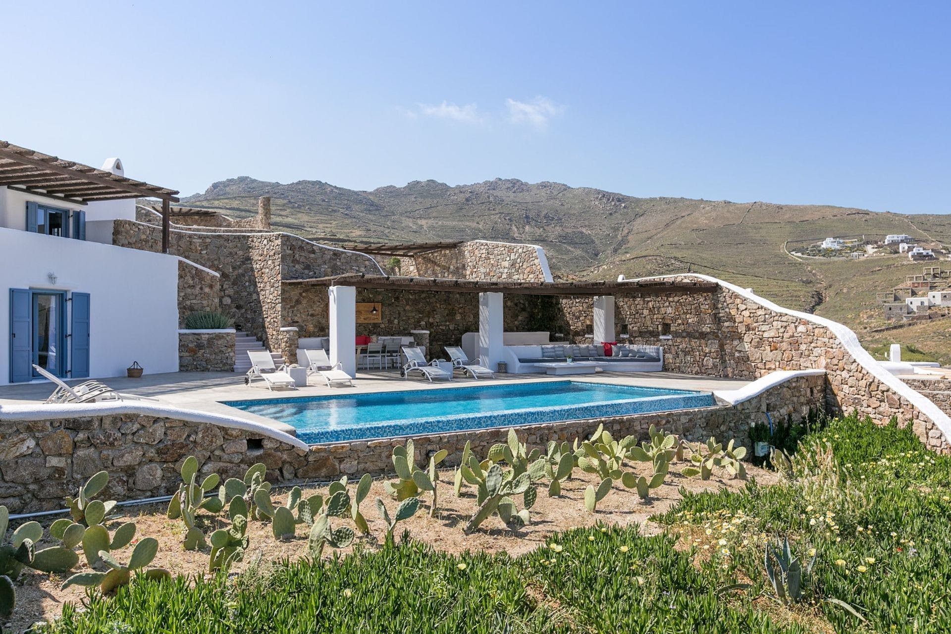Villa Meltemi Tourlos Tourlos 5: 4-Bedroom Luxury Apartment with Infinity Pool and Sea Views, Tourlos, Mykonos
