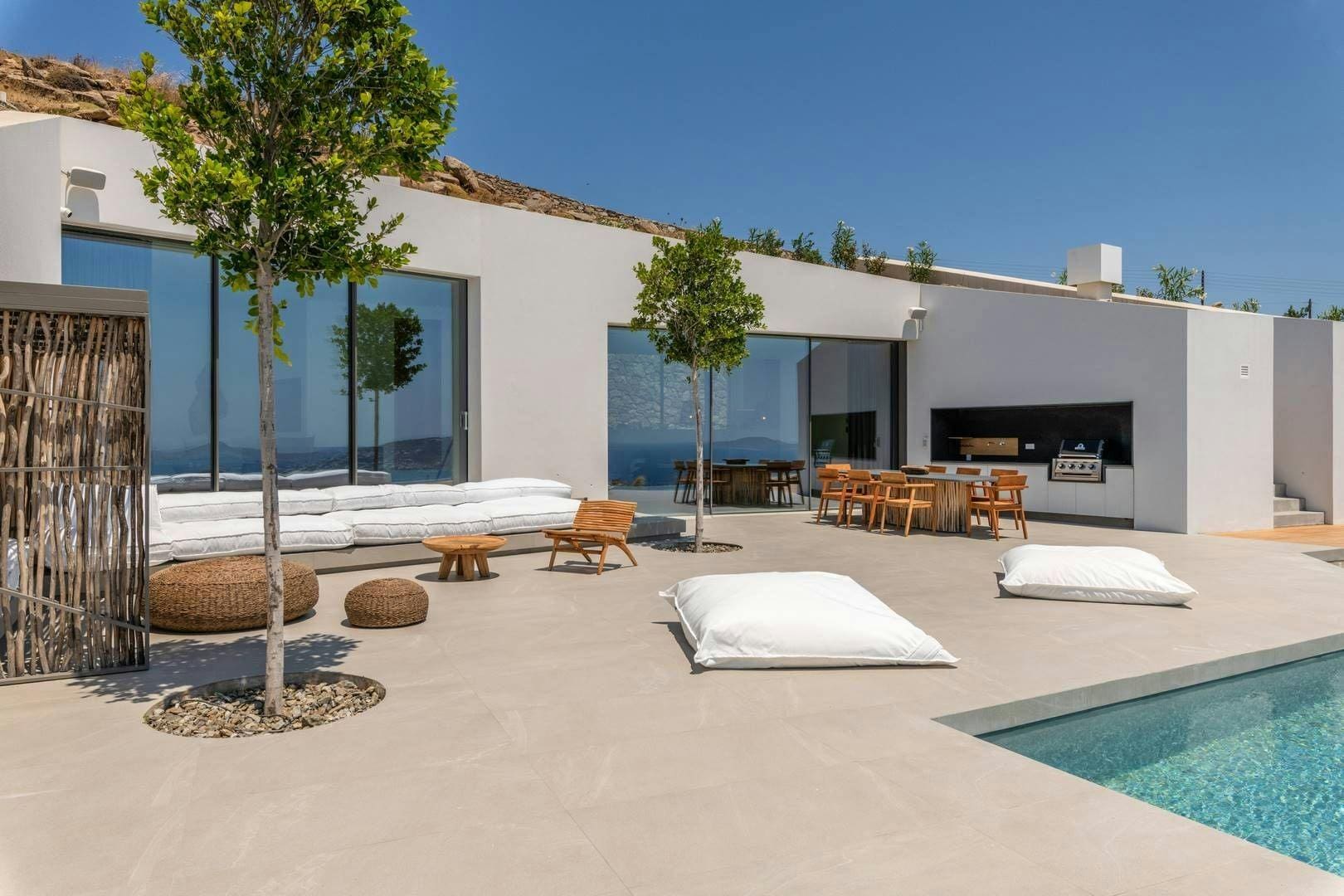 Villa Meltemi Tourlos Tourlos 8: Luxury 5-Bedroom Villa with Seaview and Beach Nearby, Tourlos