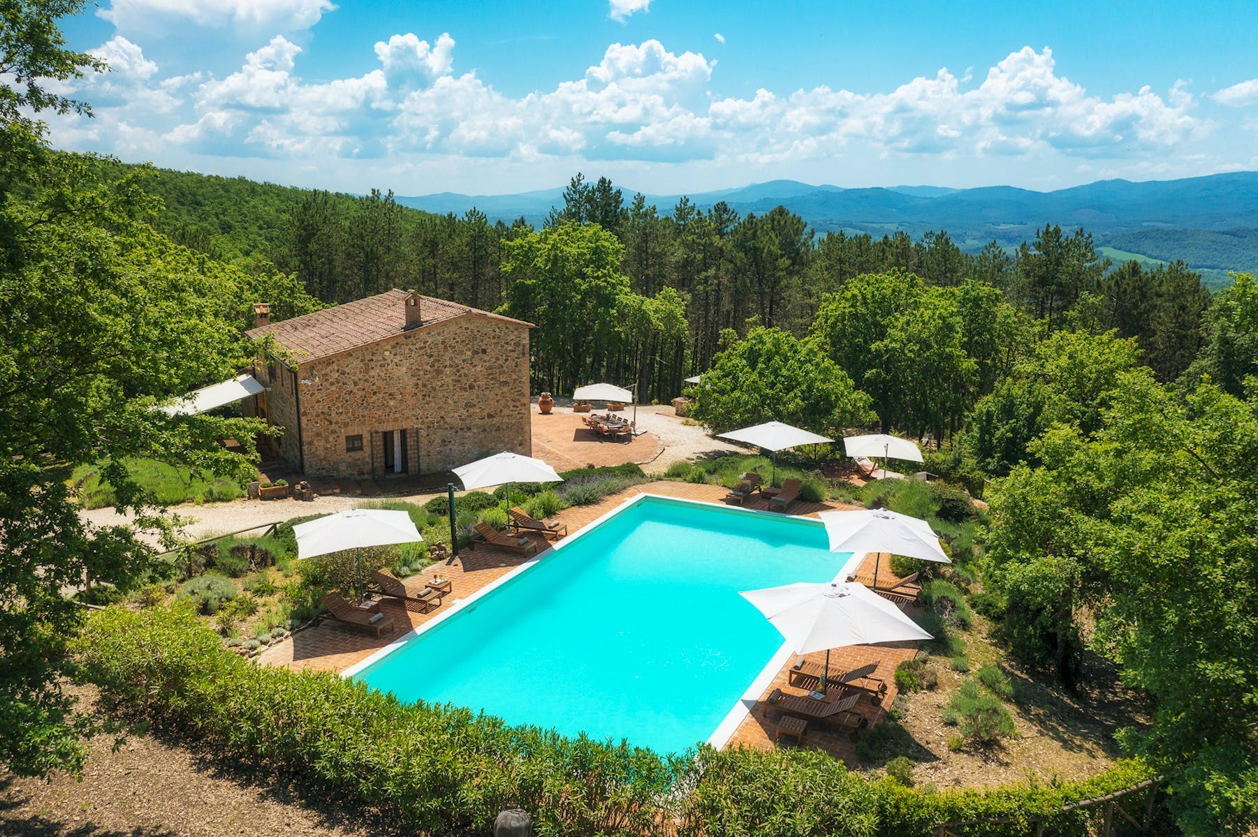 Villa Monte Amiata Grosseto Grosseto Province: Luxurious 5-Bedroom Villa with Pool and Hot Tub, Tuscany