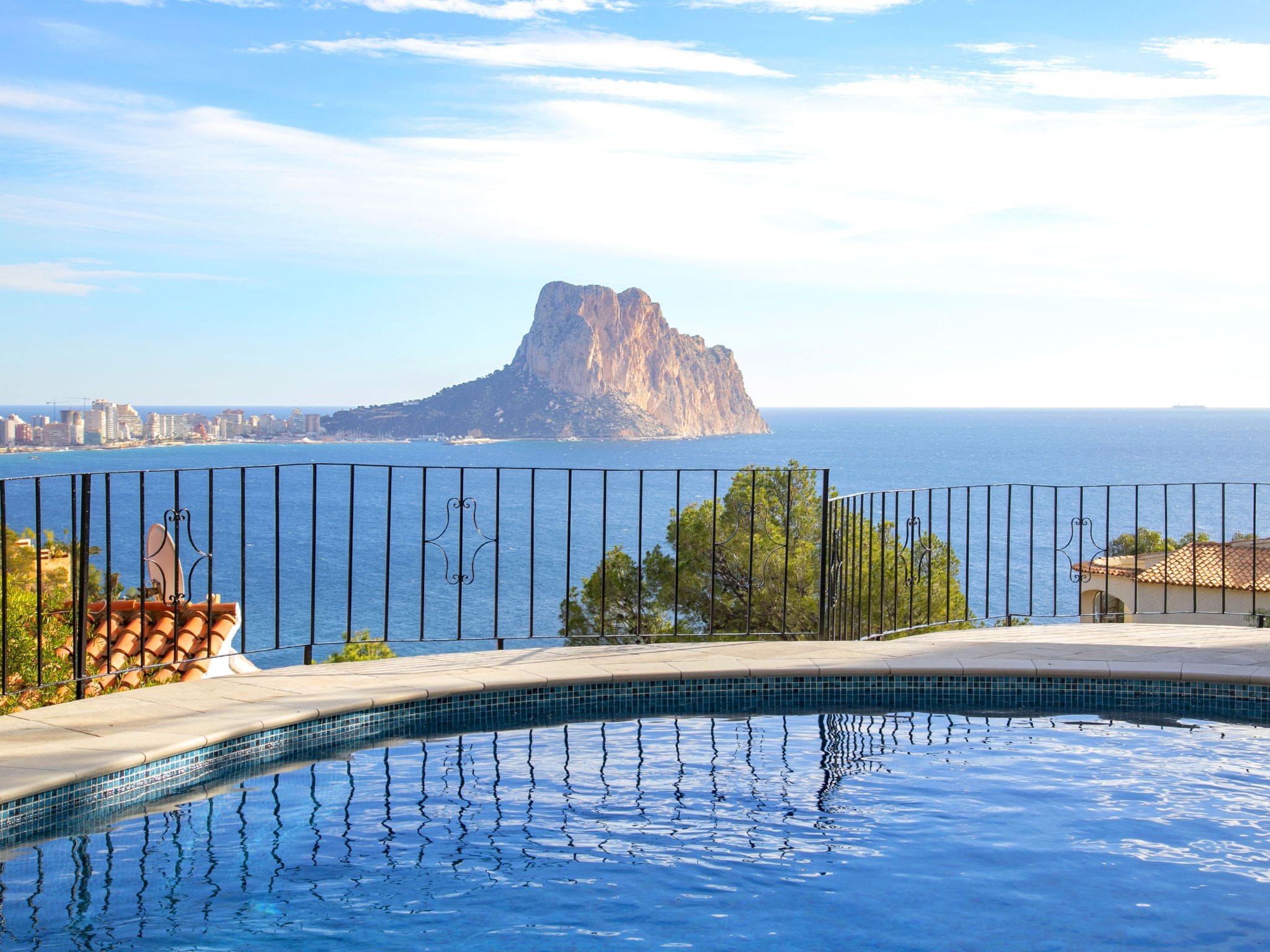Villa Morro Calpe: Stunning 4-Bedroom Villa with Private Pool and Sea Views on Costa Blanca