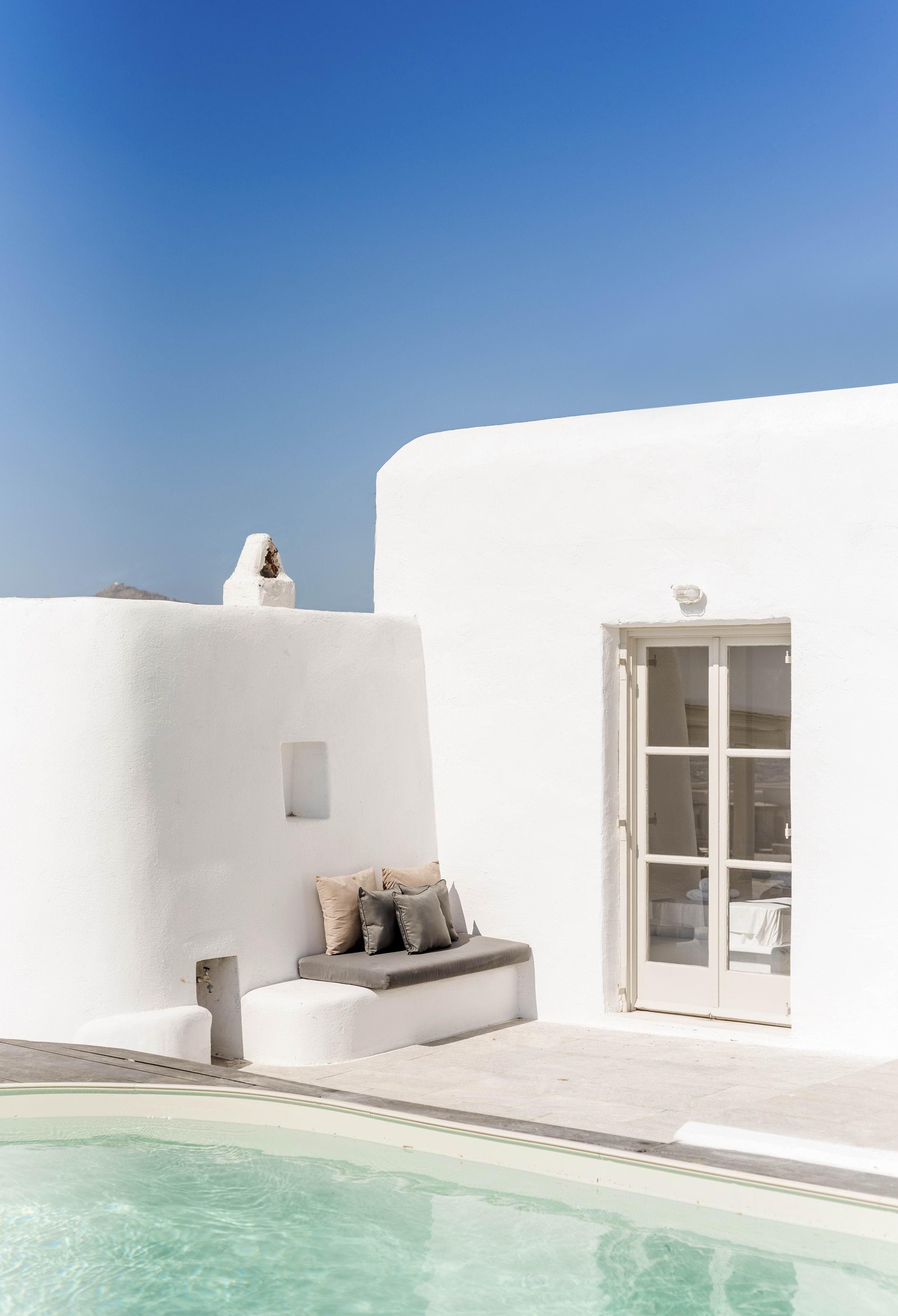 Villa Mykonos Meltemi: Luxury 3-Bedroom Apartment with Beachfront Views, Mykonos
