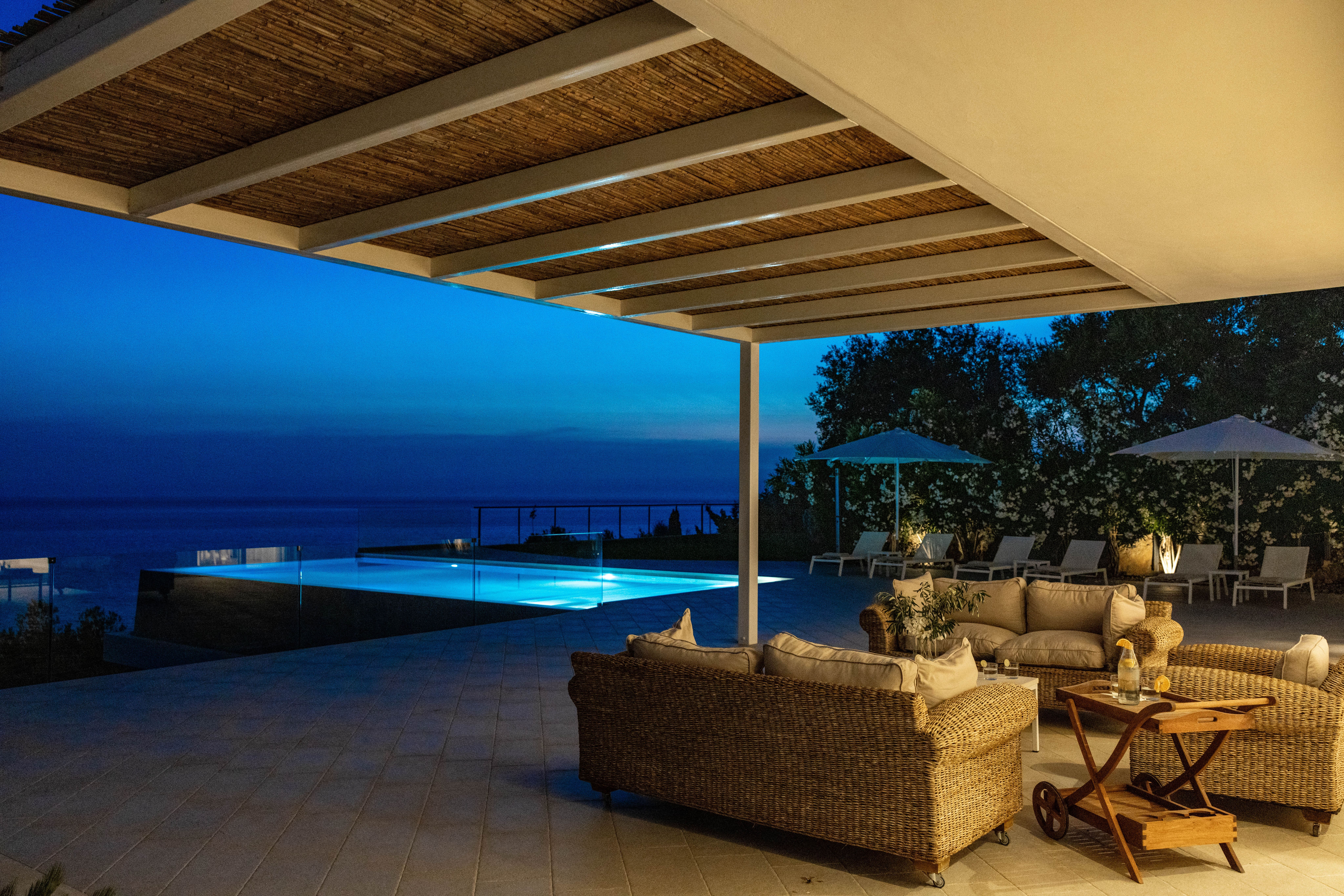 Villa Myrtos Corfu: Elegant 3-Bedroom Apartment with Infinity Pool and Sea Views, Corfu