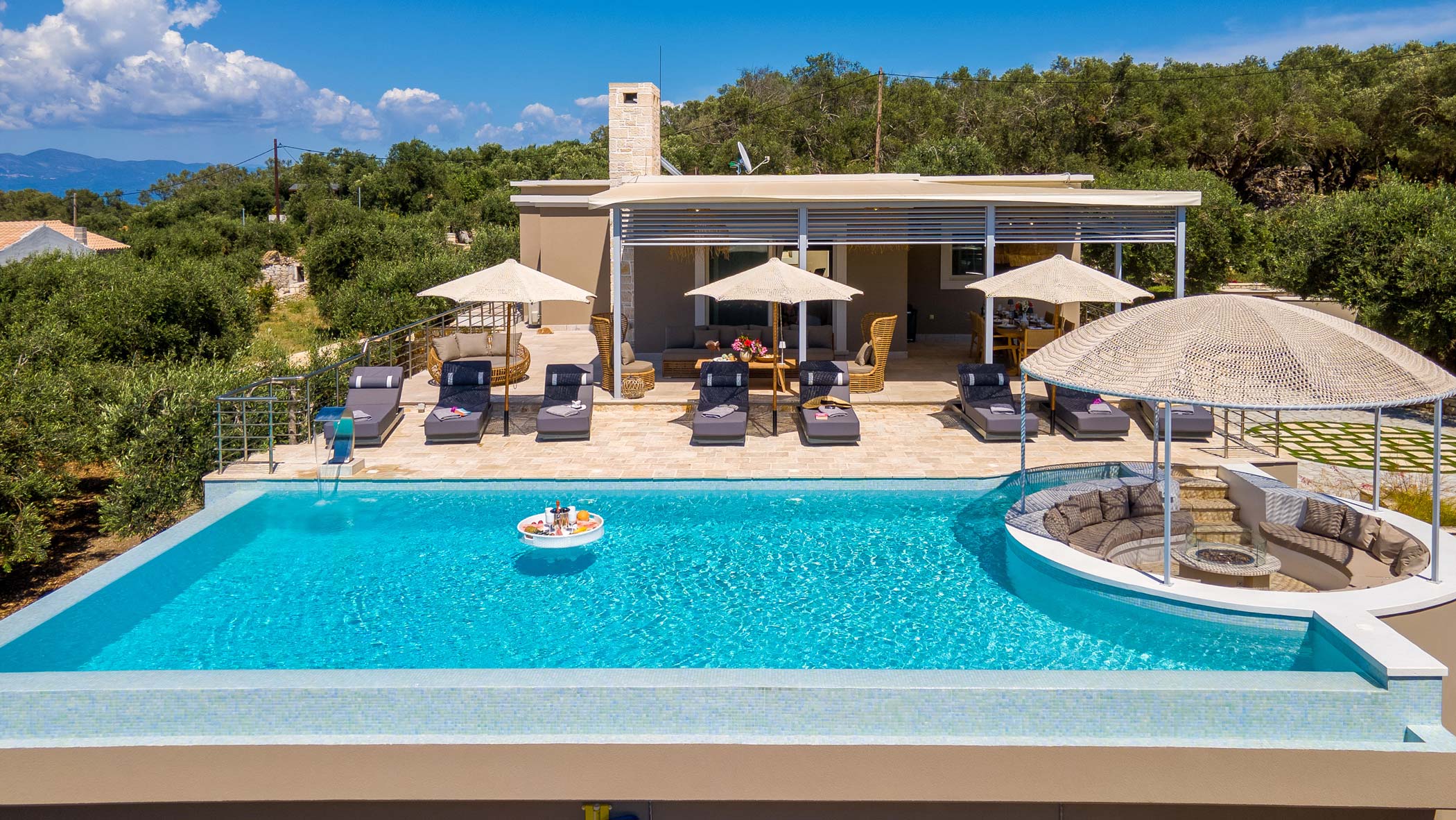 Villa Myrtos Paxi: Luxurious 4-Bedroom Villa with Seaviews and Pool, Paxi