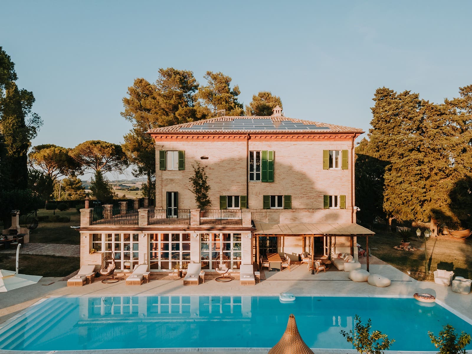 Villa Oliva Cingoli: Spacious 8-Bedroom Luxury Villa with Pool and Hot Tub, Marche