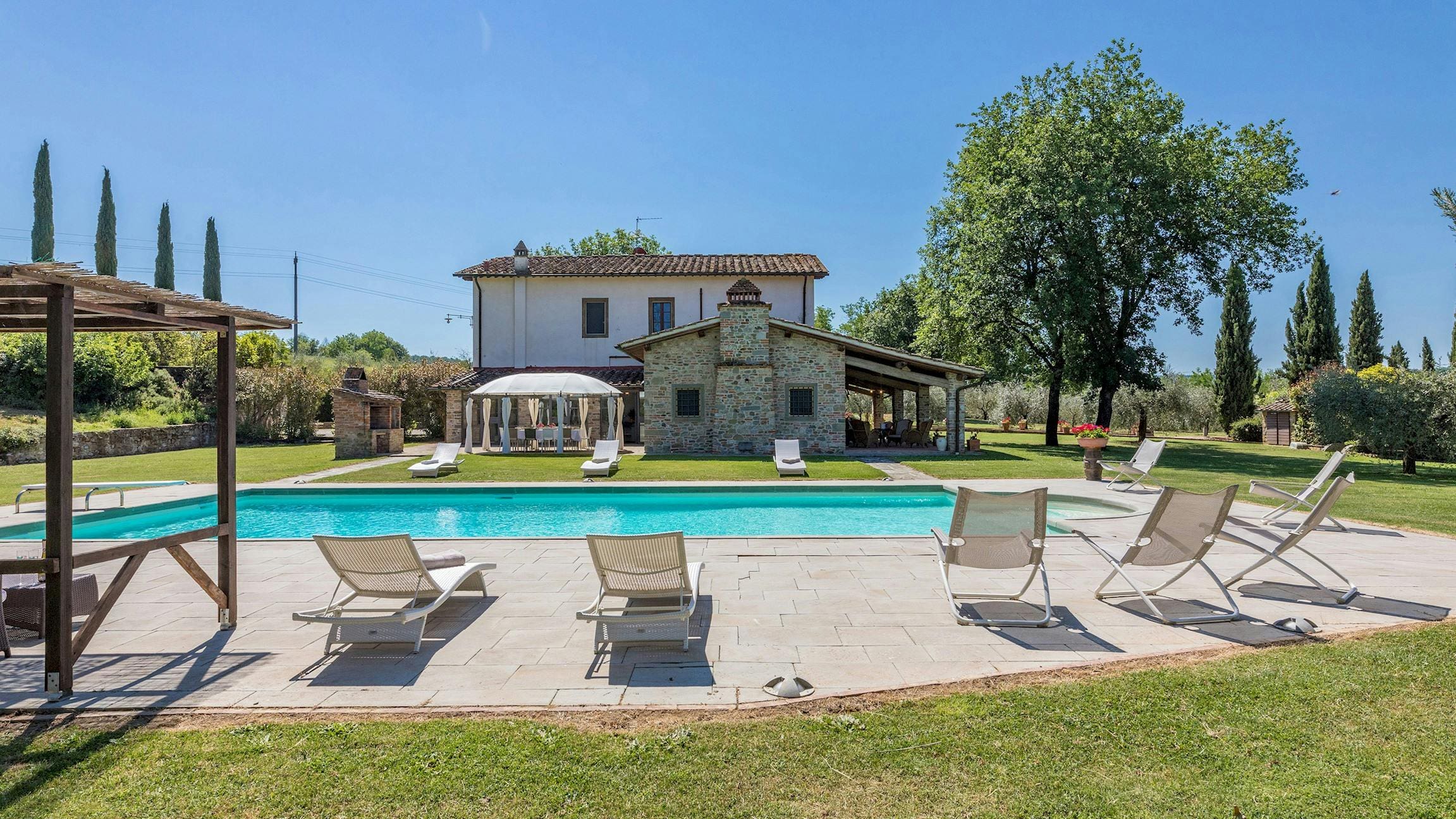 Villa Oliveto Bucine: Luxury 5-Bedroom Villa with Swimming Pool, Tuscany