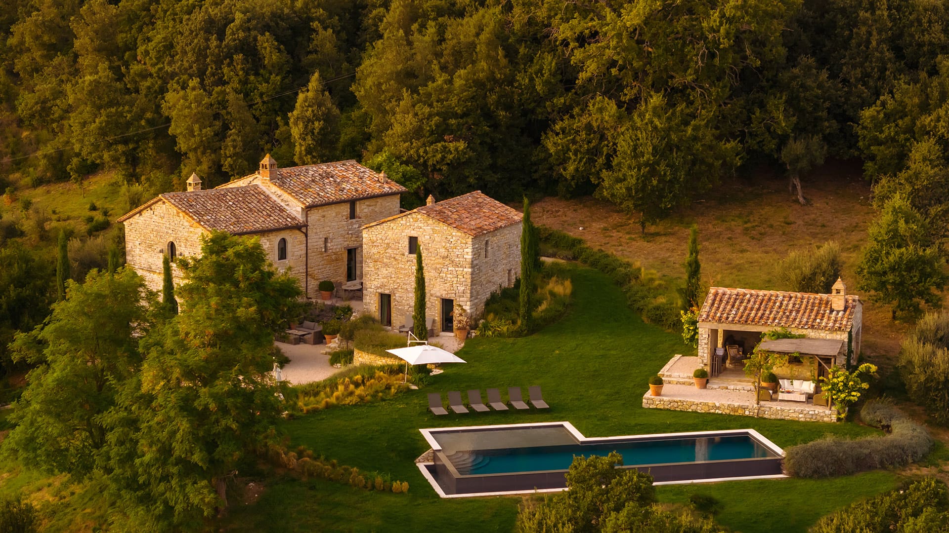 Villa Oliveto Perugia Perugia: Luxury 4-Bedroom Villa with Swimming Pool, Perugia
