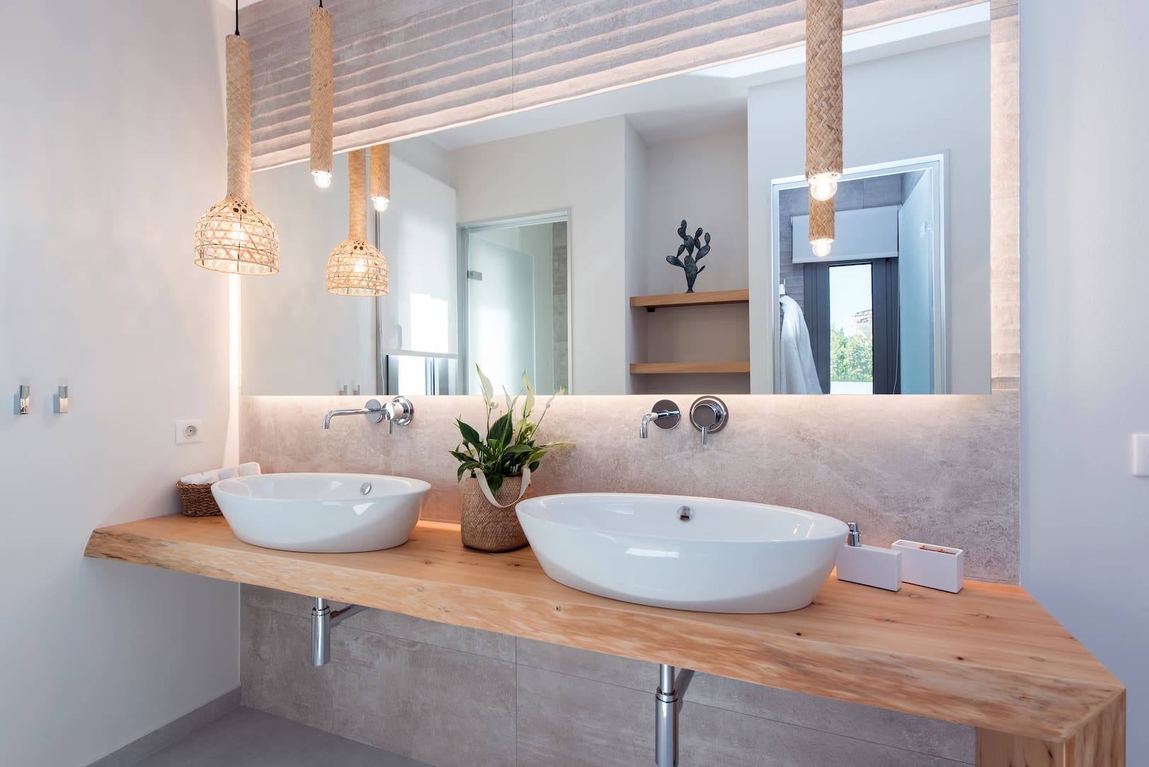 Villa Pagkrati Corfu: Luxury 4-Bedroom Apartment with Sea View and Pool, Corfu