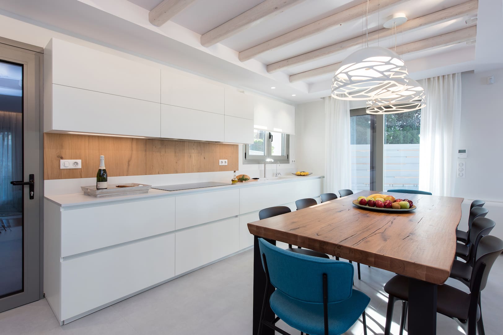 Villa Pagkrati Corfu: Luxury 4-Bedroom Apartment with Sea View and Pool, Corfu