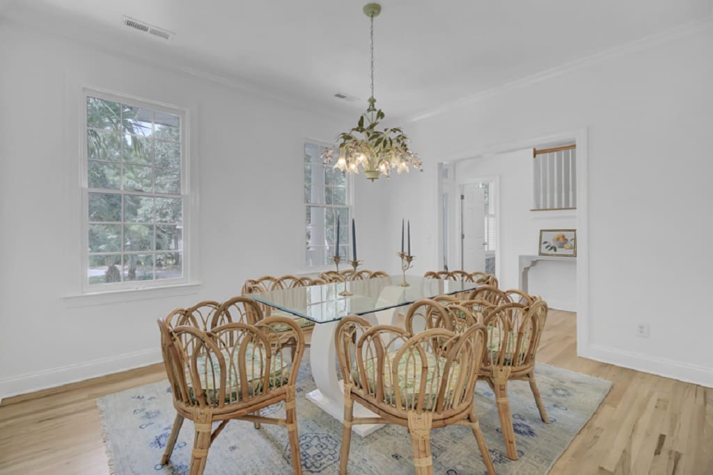 Villa Palmetto Charleston Charleston 2: Luxury 4-Bedroom Villa with Pool and Resort Amenities, Charleston
