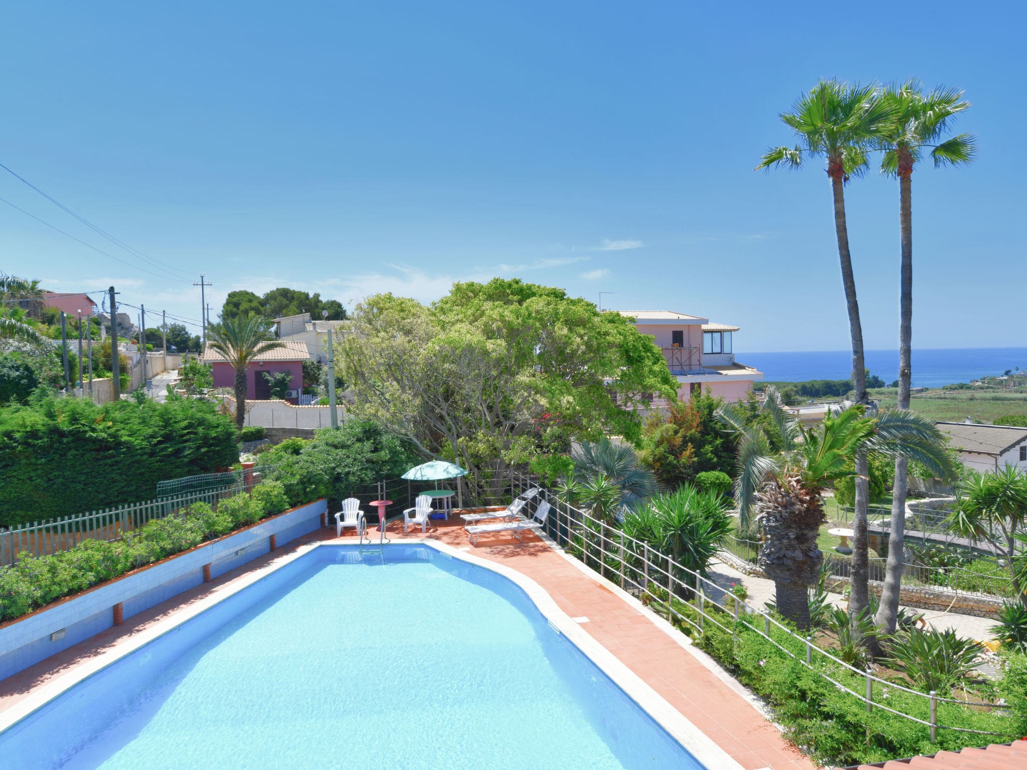 Villa Papiro Siracusa: Spectacular 4-Bedroom Mediterranean Villa with Private Pool and Sea Views in Historic Sicily