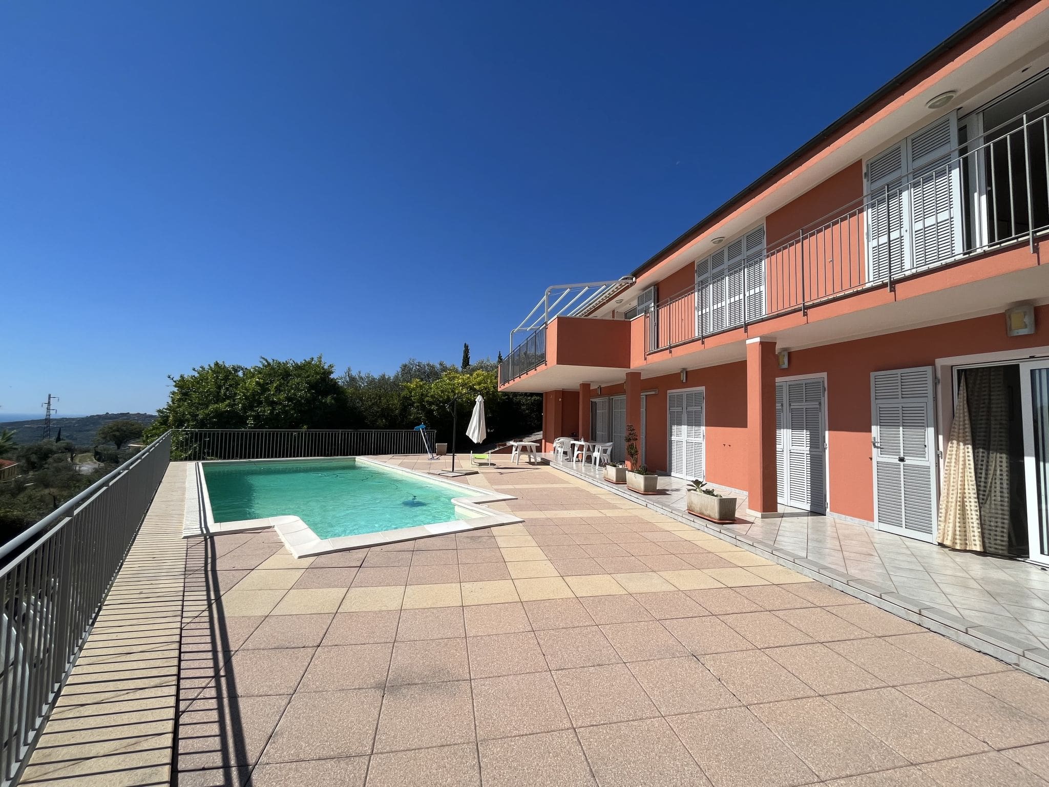 Villa Parasio Imperia: Stunning 5-Bedroom Villa with Heated Private Pool and Panoramic Sea Views in Italian Riviera