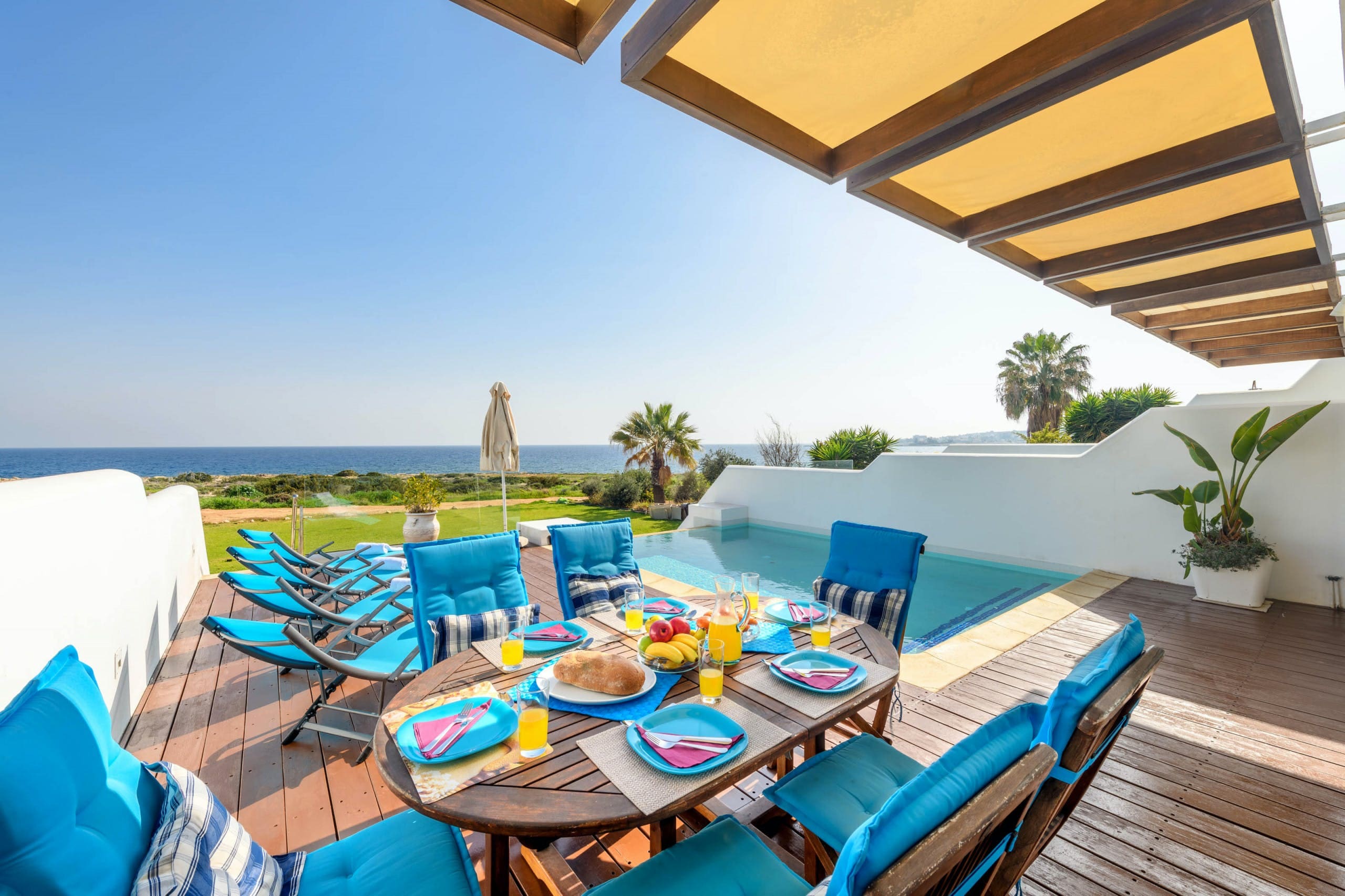Villa Pefkos Protaras: Spacious 4-Bedroom Apartment with Pool and Sea Views, Protaras Cyprus