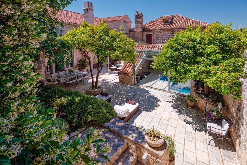 Villa Peristil Split: Luxury 5-Bedroom Apartment with Seaview and Pool, Split