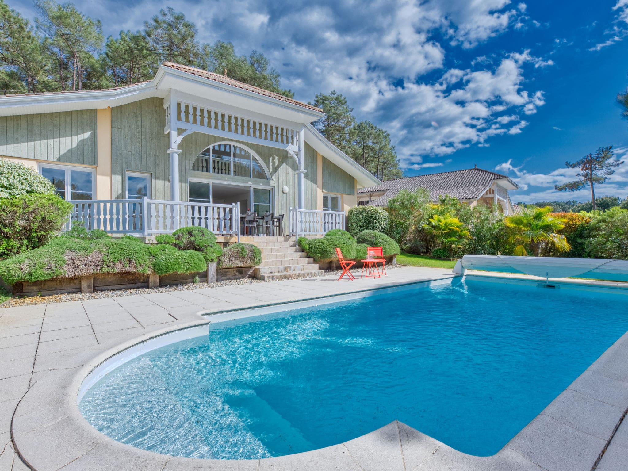 Villa Pignot Lacanau: Exclusive 3-Bedroom Holiday Villa with Private Pool Near Atlantic Coast