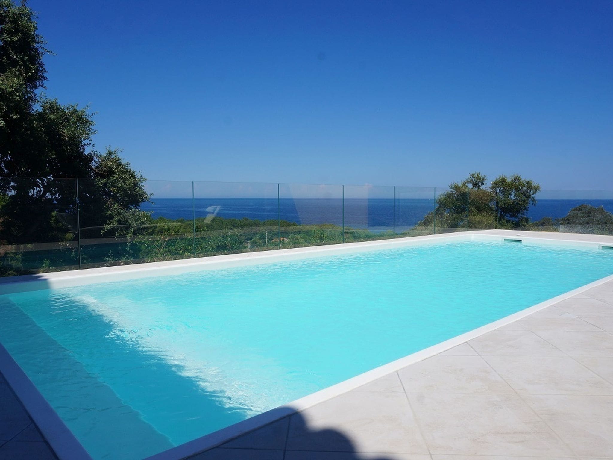 Villa Pinarello Solenzara: Stunning 4-Bedroom Sea View Villa with Private Pool Near Corsican Beaches