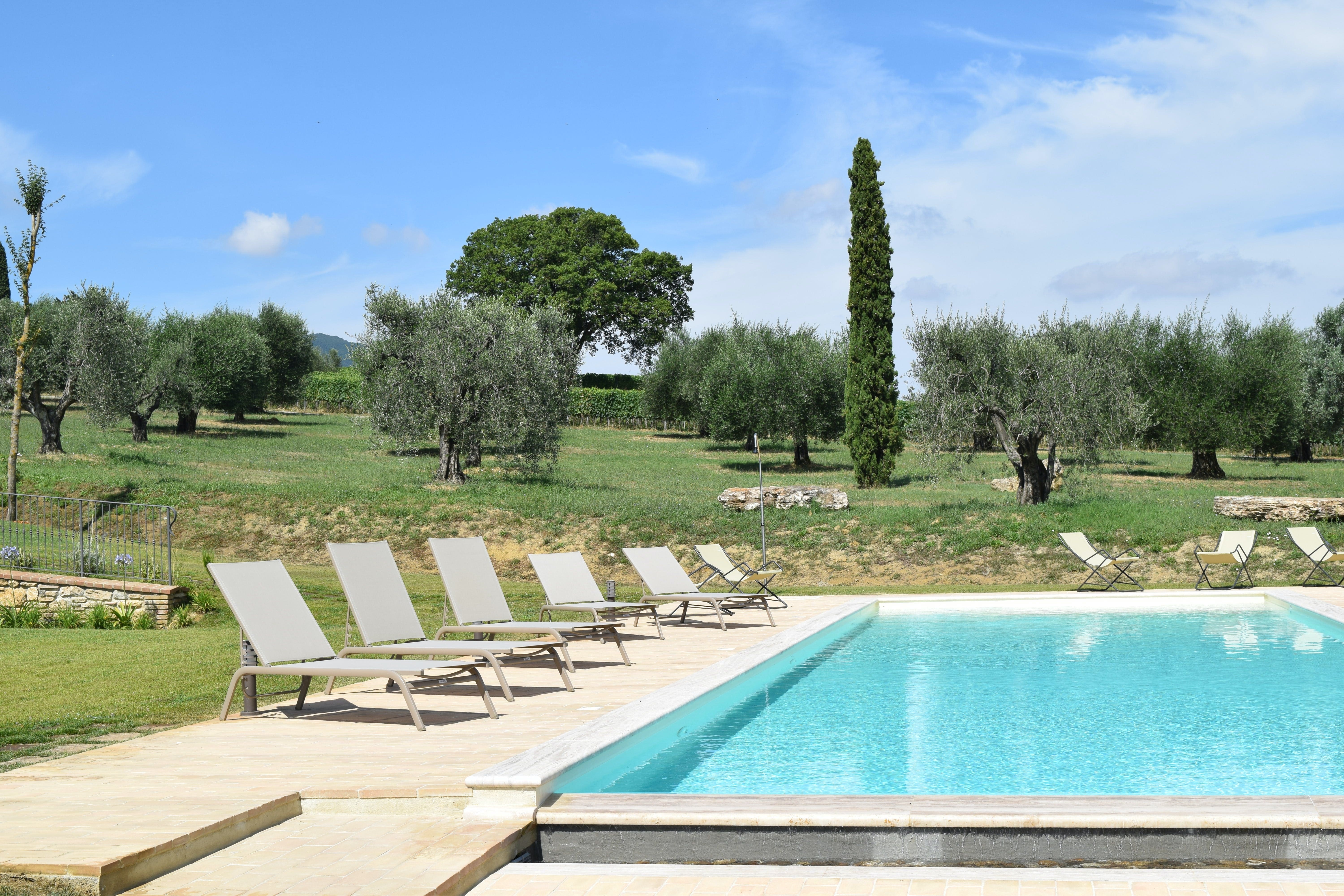 Villa Poggio Sarteano Sarteano 4: Luxury 13-Bedroom Villa with Countryside Views and Pool, Tuscany