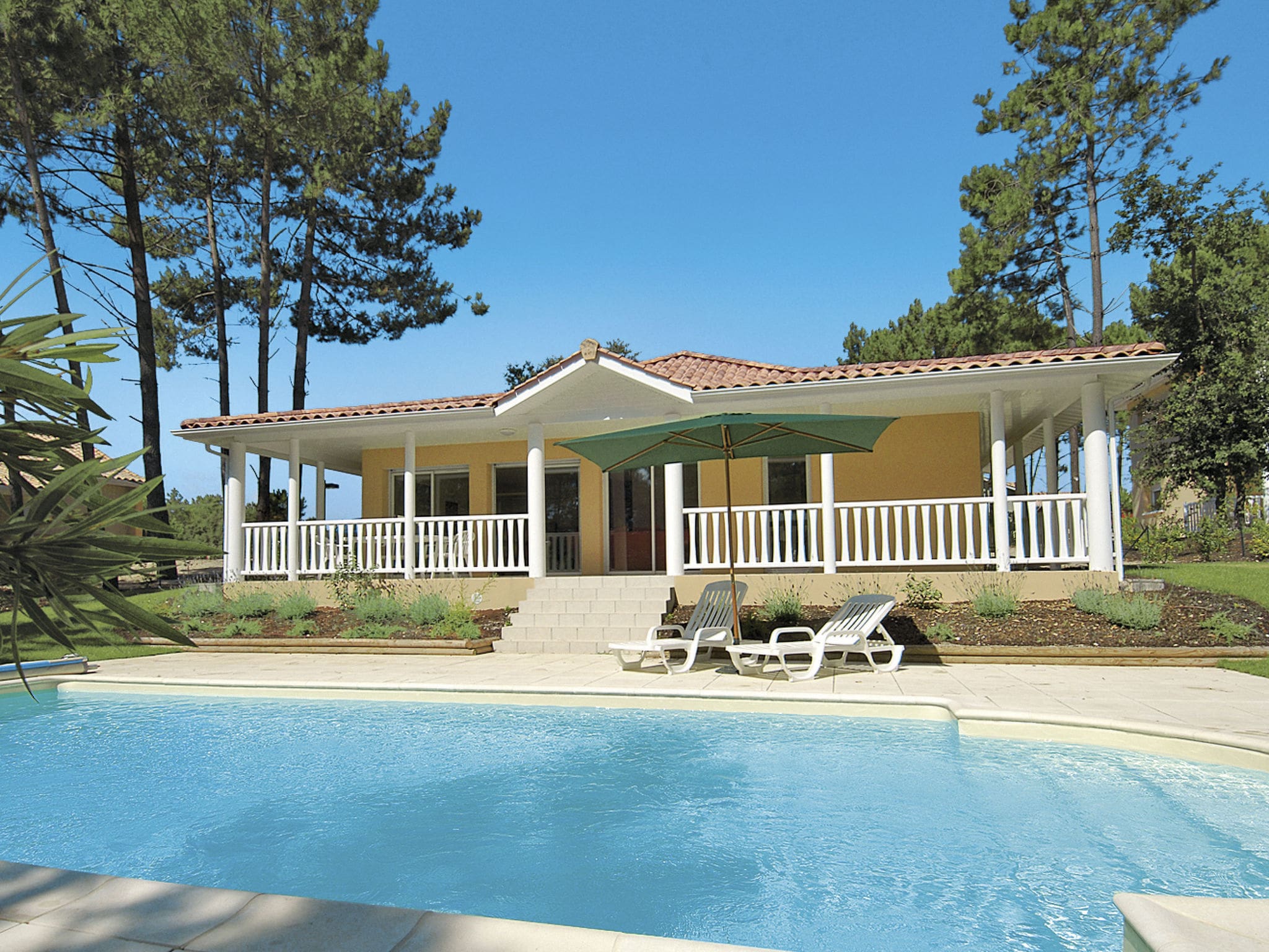 Villa Ponente Lacanau: Private 2-Bedroom Holiday Villa with Pool Near Golf Course and Atlantic Coast France