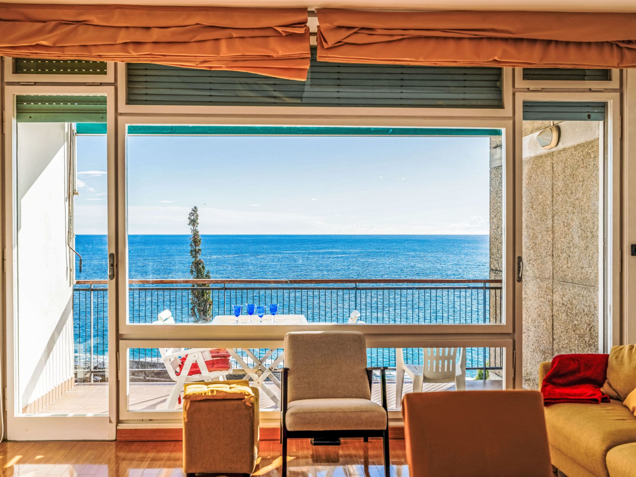 Villa Portosole Sanremo: Stunning 3-Bedroom Beachfront Terrace Villa with Sea Views Just 50m from Beach in Italian Riviera