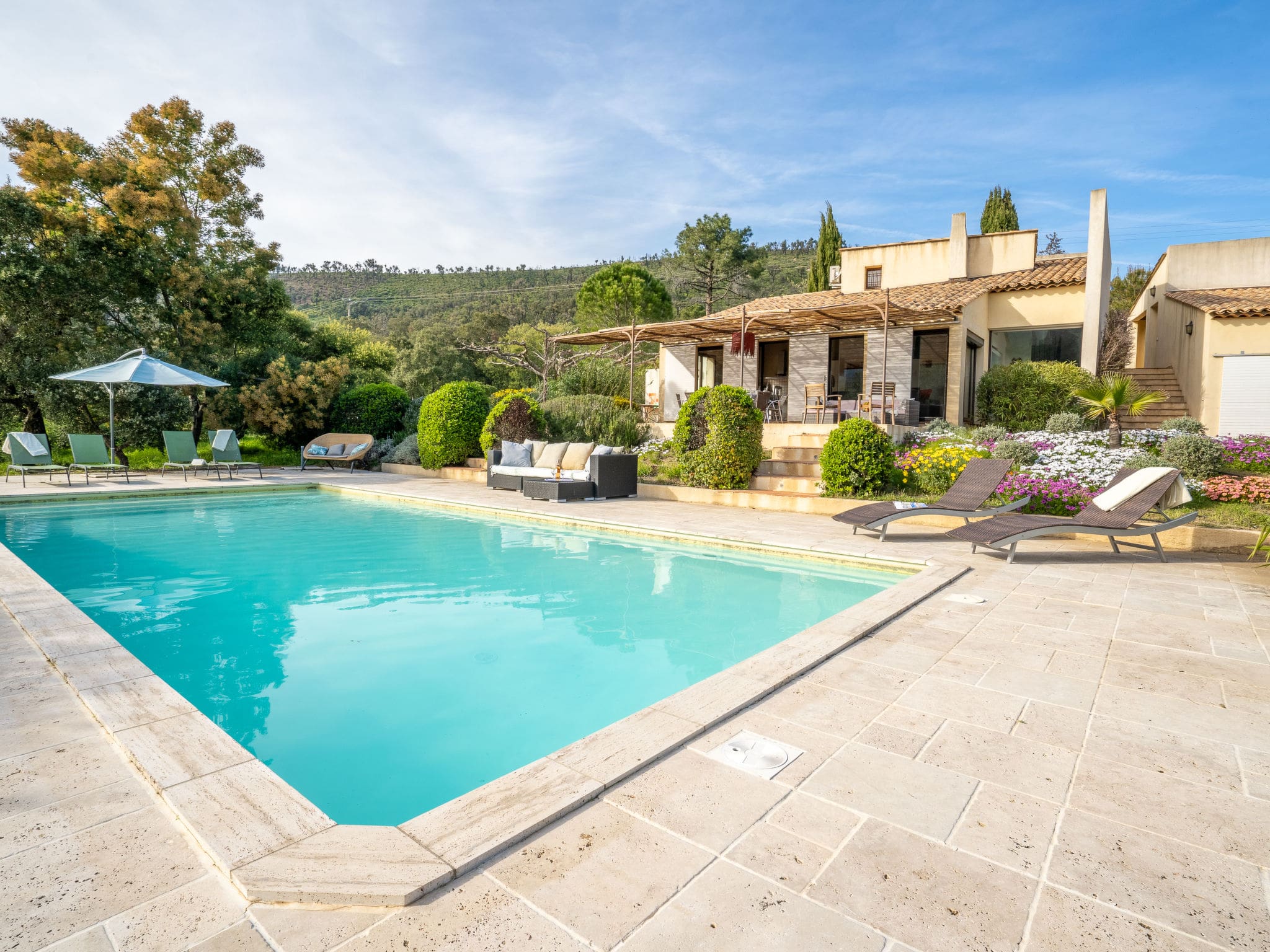Villa Provençal Cogolin: Stunning 4-Bedroom Holiday Villa with Private Pool and Gardens near Saint Tropez French Riviera