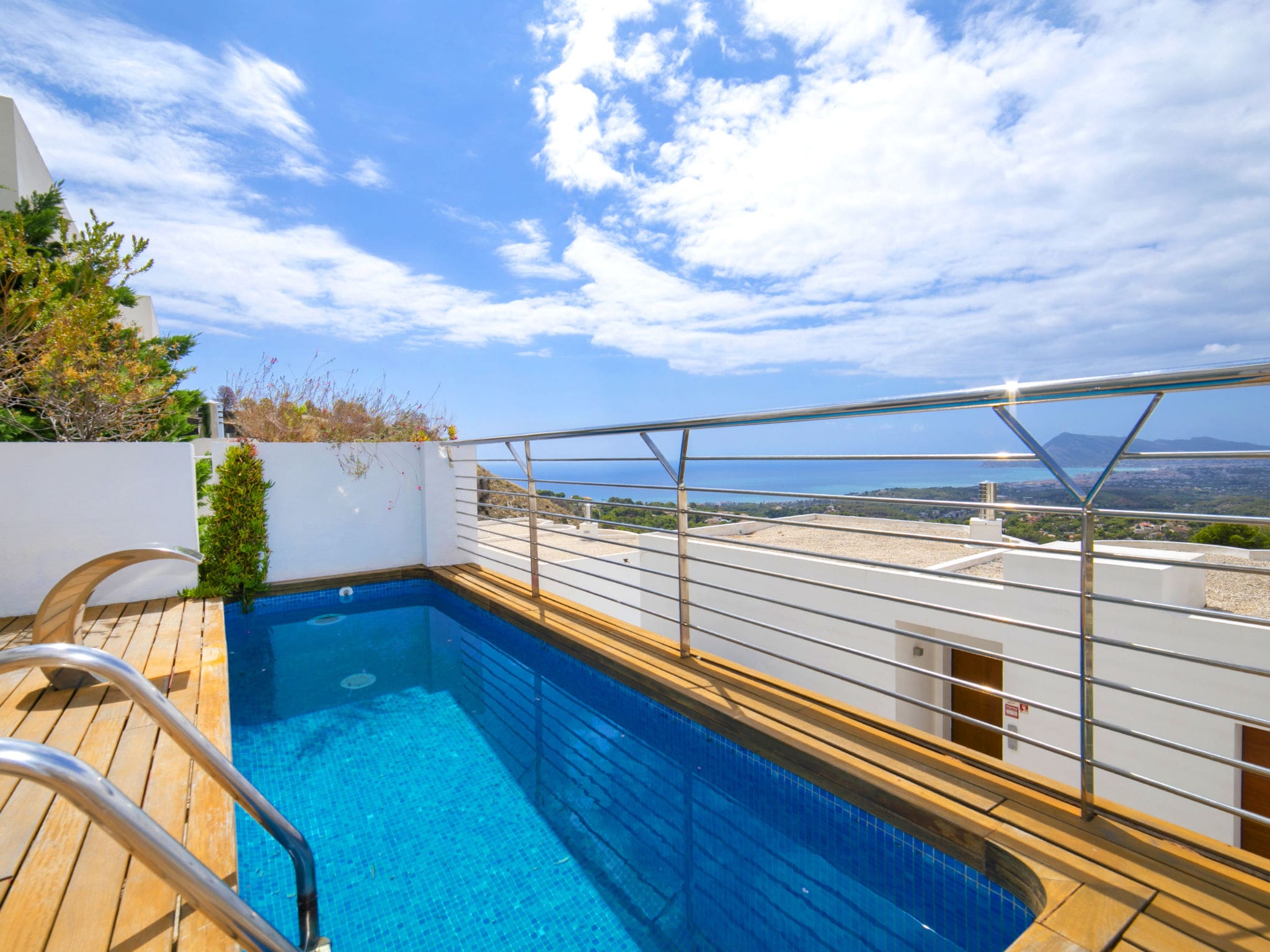 Villa Puig Altea: Modern 4-Bedroom Villa with Private Pool and Panoramic Sea Views on the Costa Blanca