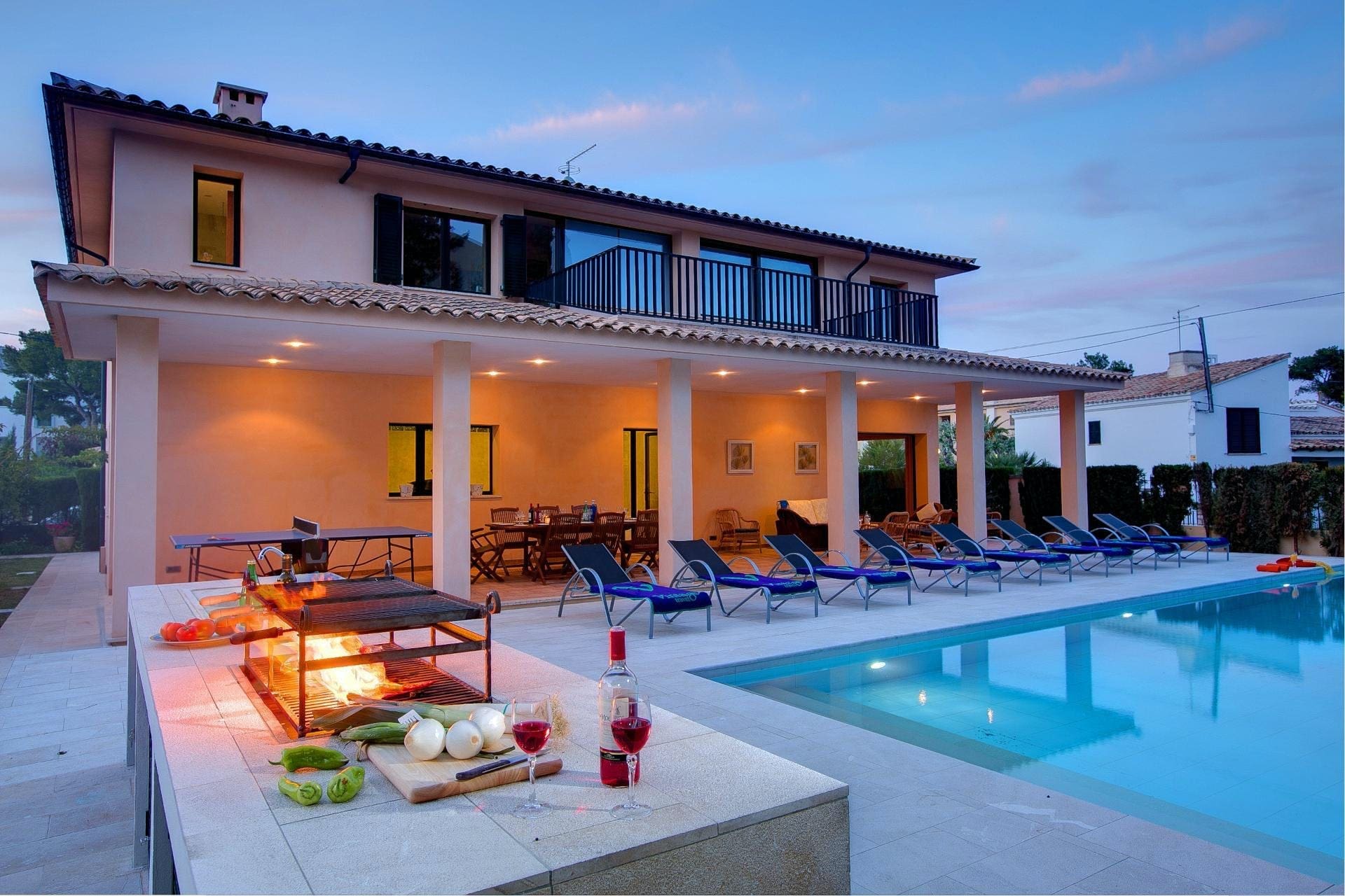 Villa Puig Pollença: Luxury 4-Bedroom Villa with Private Pool, Pollença, Mallorca