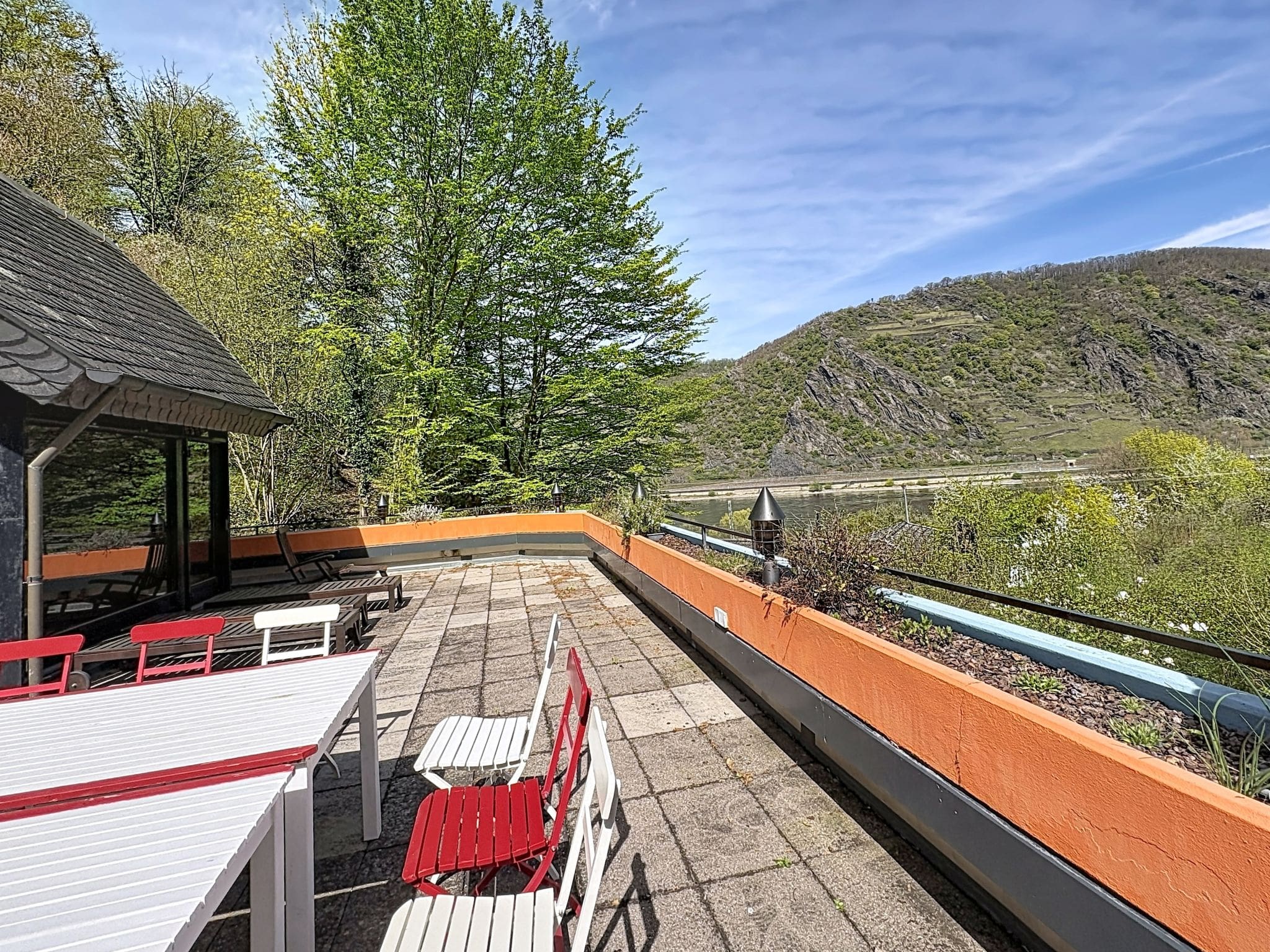 Villa Rheinfels Sankt Goar: Stunning 4-Bedroom Modern Villa with Sauna and Forest Views in the Rhine Valley Germany