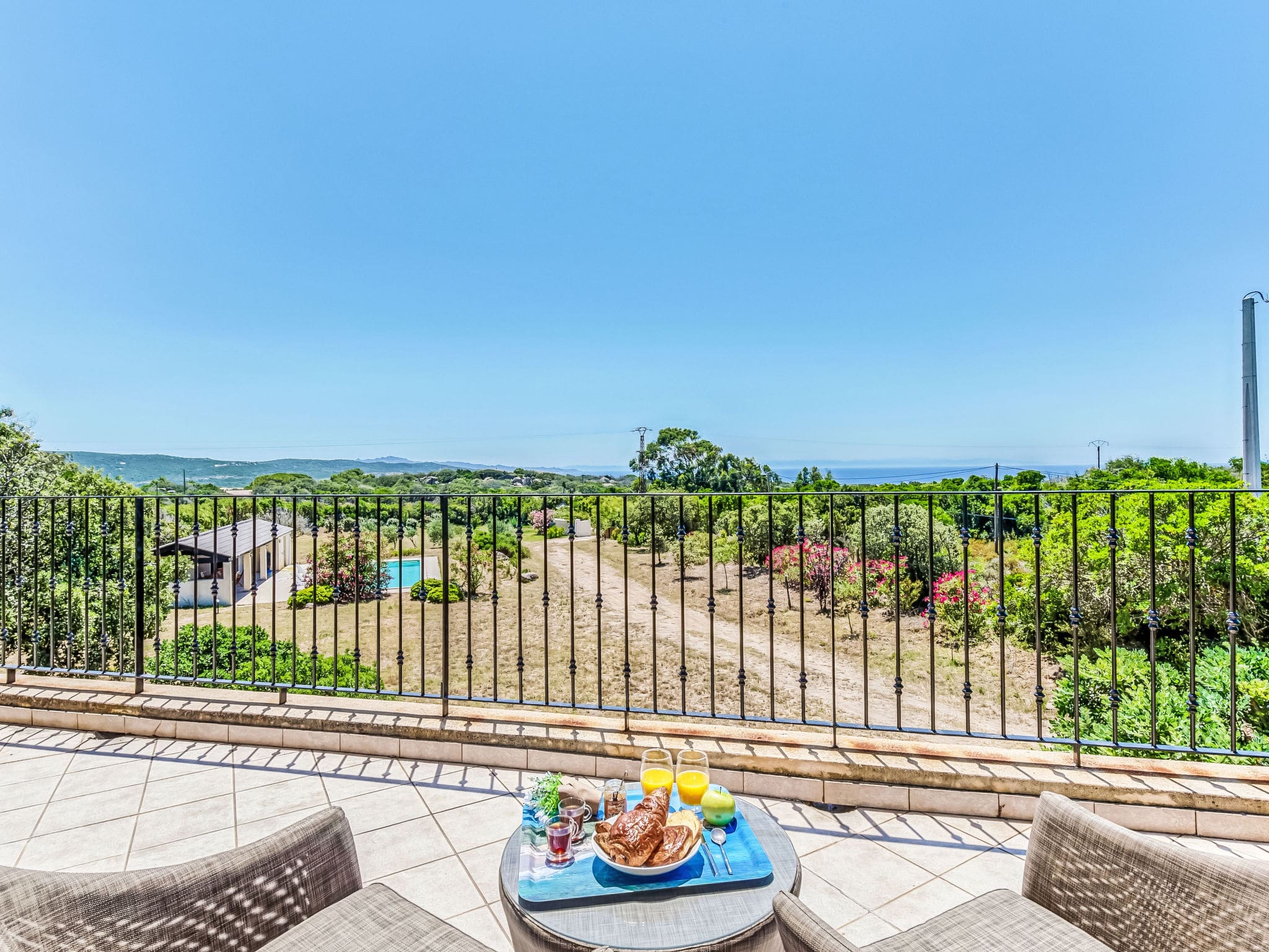 Villa Roccapina Pianottoli: Stunning 5-Bedroom Villa with Heated Private Pool and Hamam Near Corsica’s Finest Beaches