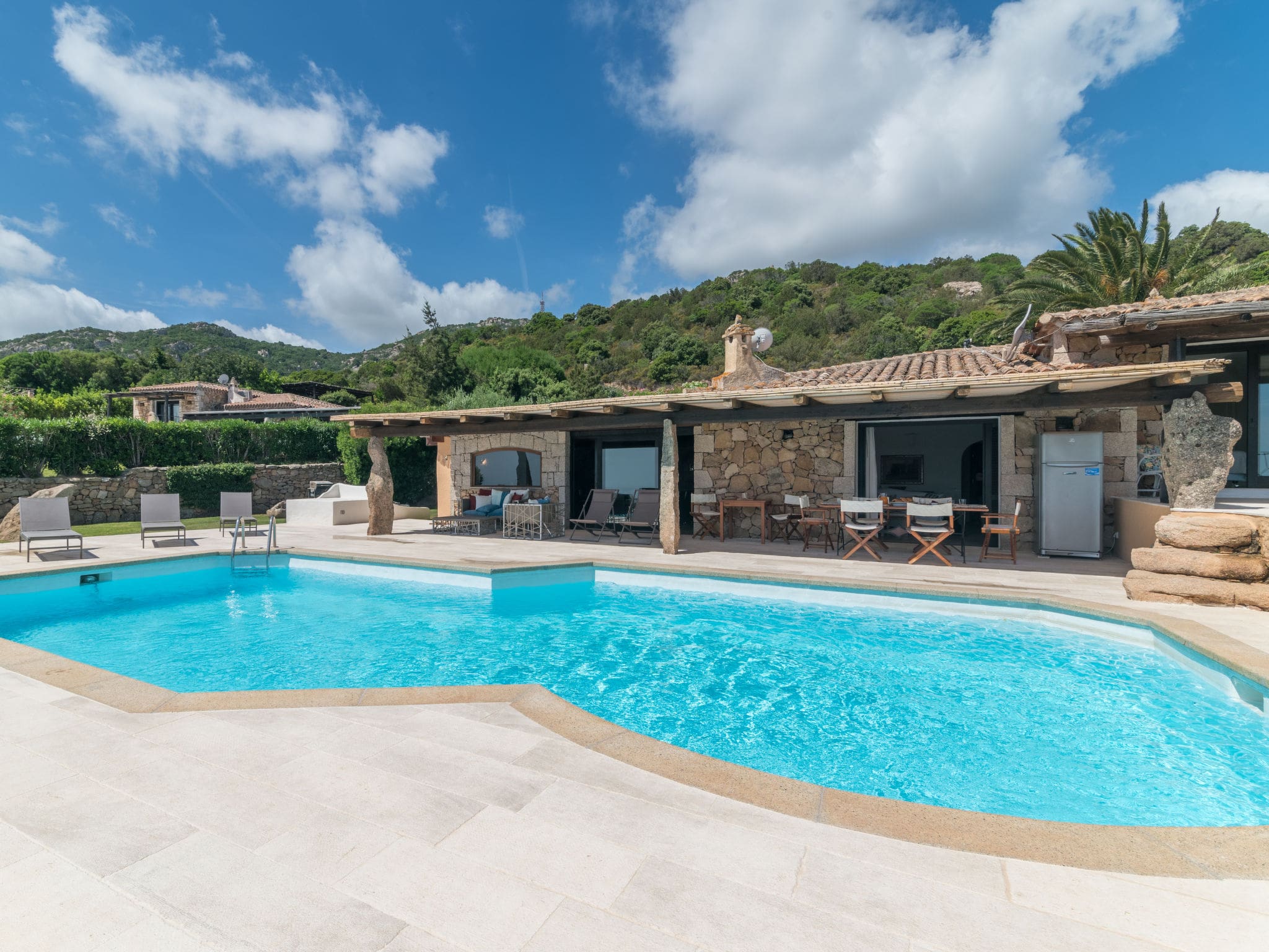 Villa Romazzino Cervo: Sophisticated 5-Bedroom Villa with Private Pool and Stunning Sea Views in Sardinia