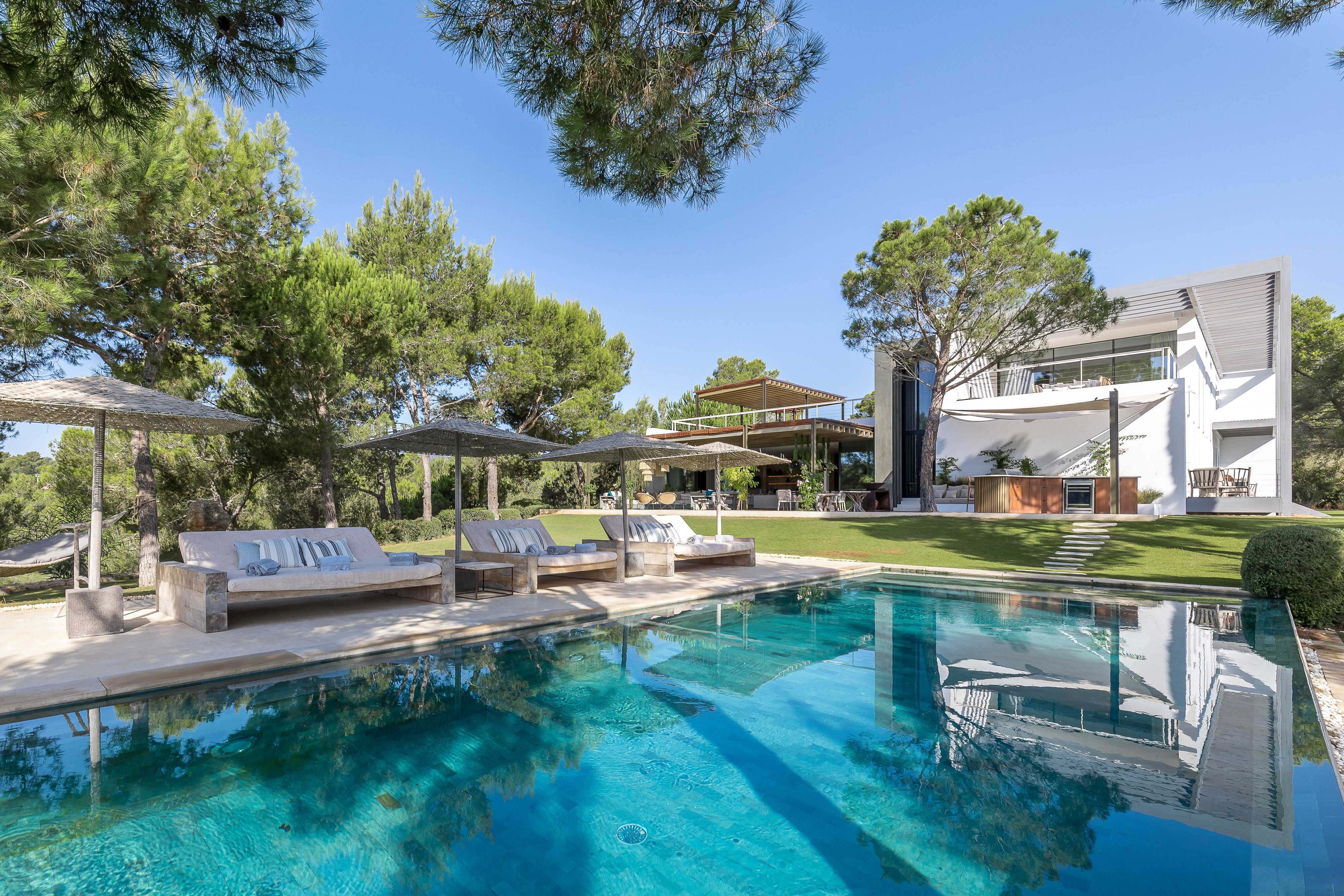 Villa Sa Talaia Ibiza Ibiza Town: Luxury 8-Bedroom Villa with Infinity Pool and Sea Views, Ibiza Town