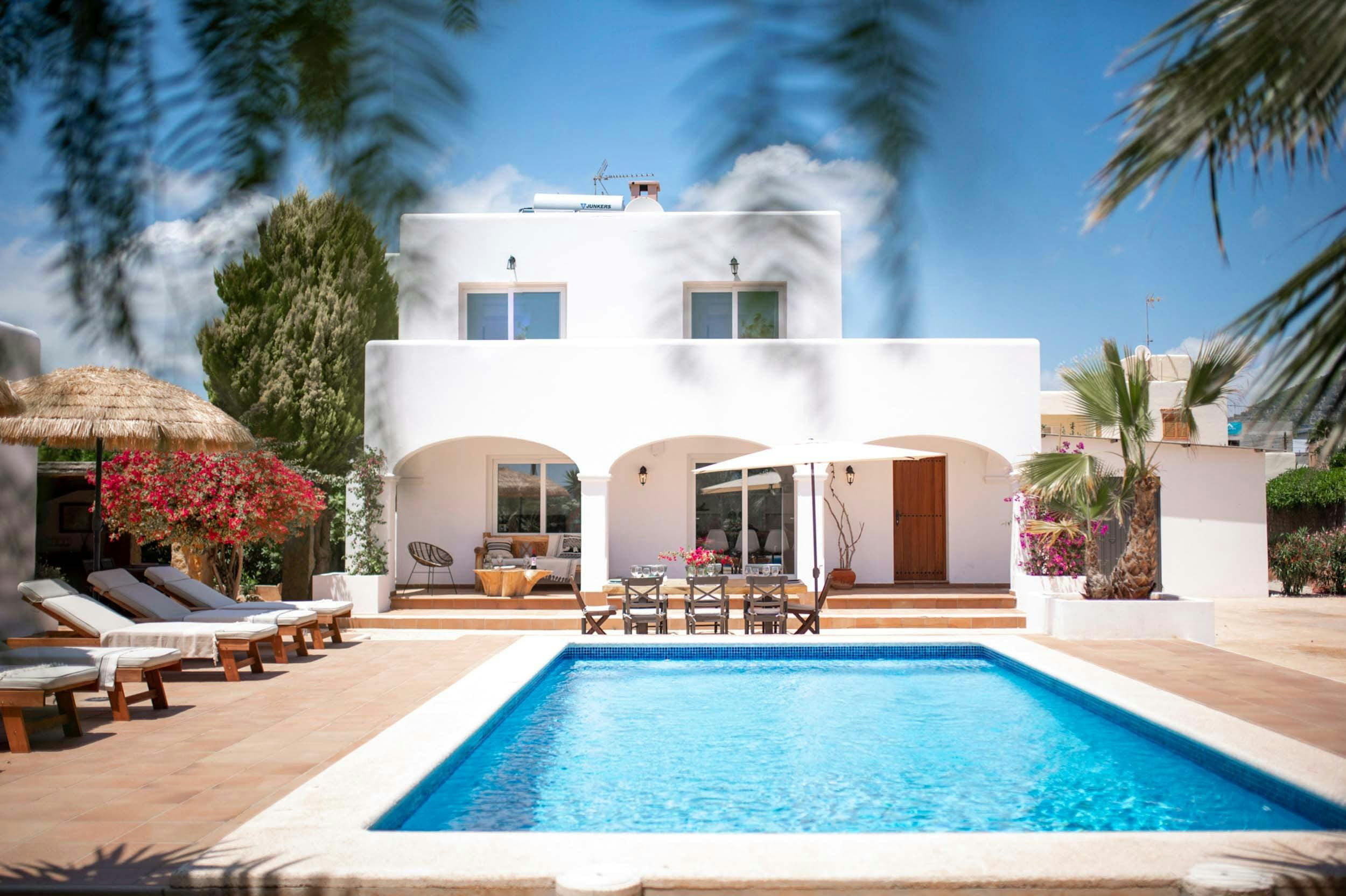 Villa Sa Talaia Ibiza: Luxury 4-Bedroom Villa with Seaview and Pool, Ibiza Town