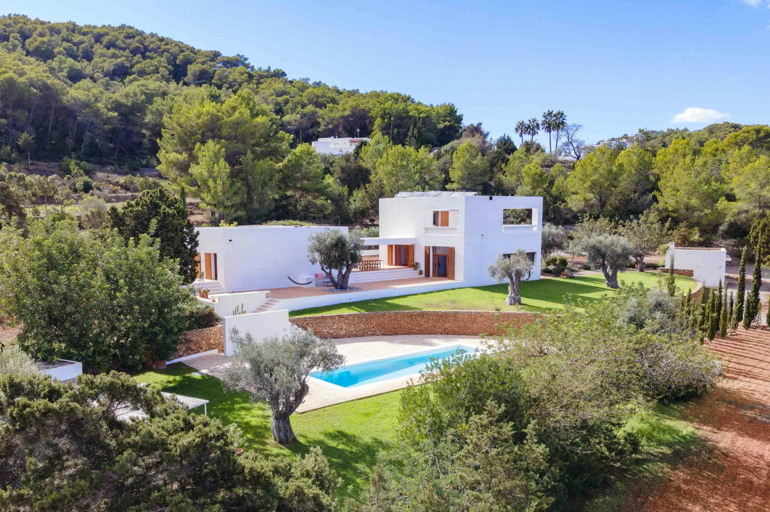 Villa Sabina Eulària: 4-Bedroom Luxury Villa with Pool, Santa Eulària des Riu, Ibiza