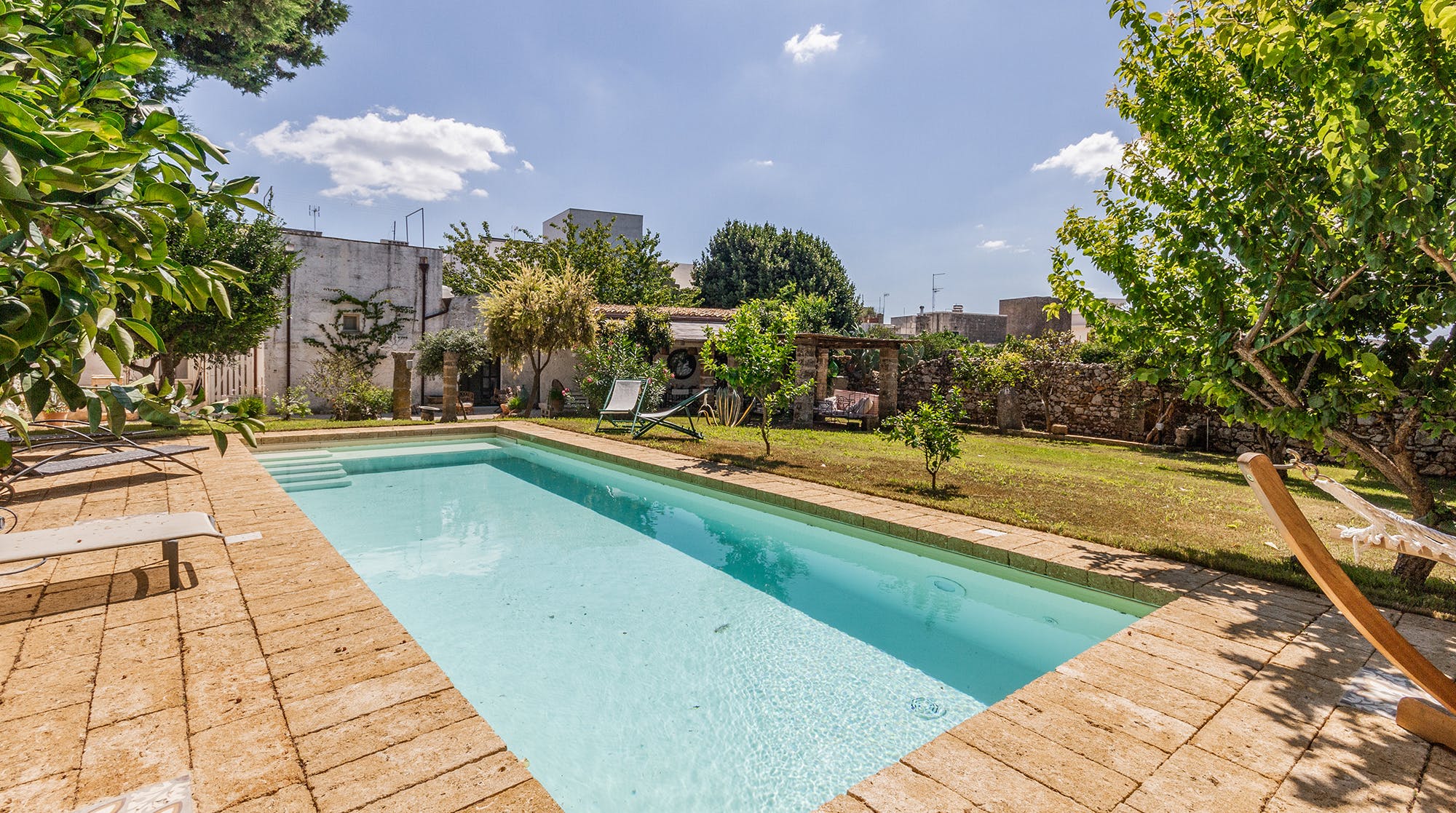 Villa Salignano Tricase: Luxury 6-Bedroom Villa with Pool and Sea Views, Tricase