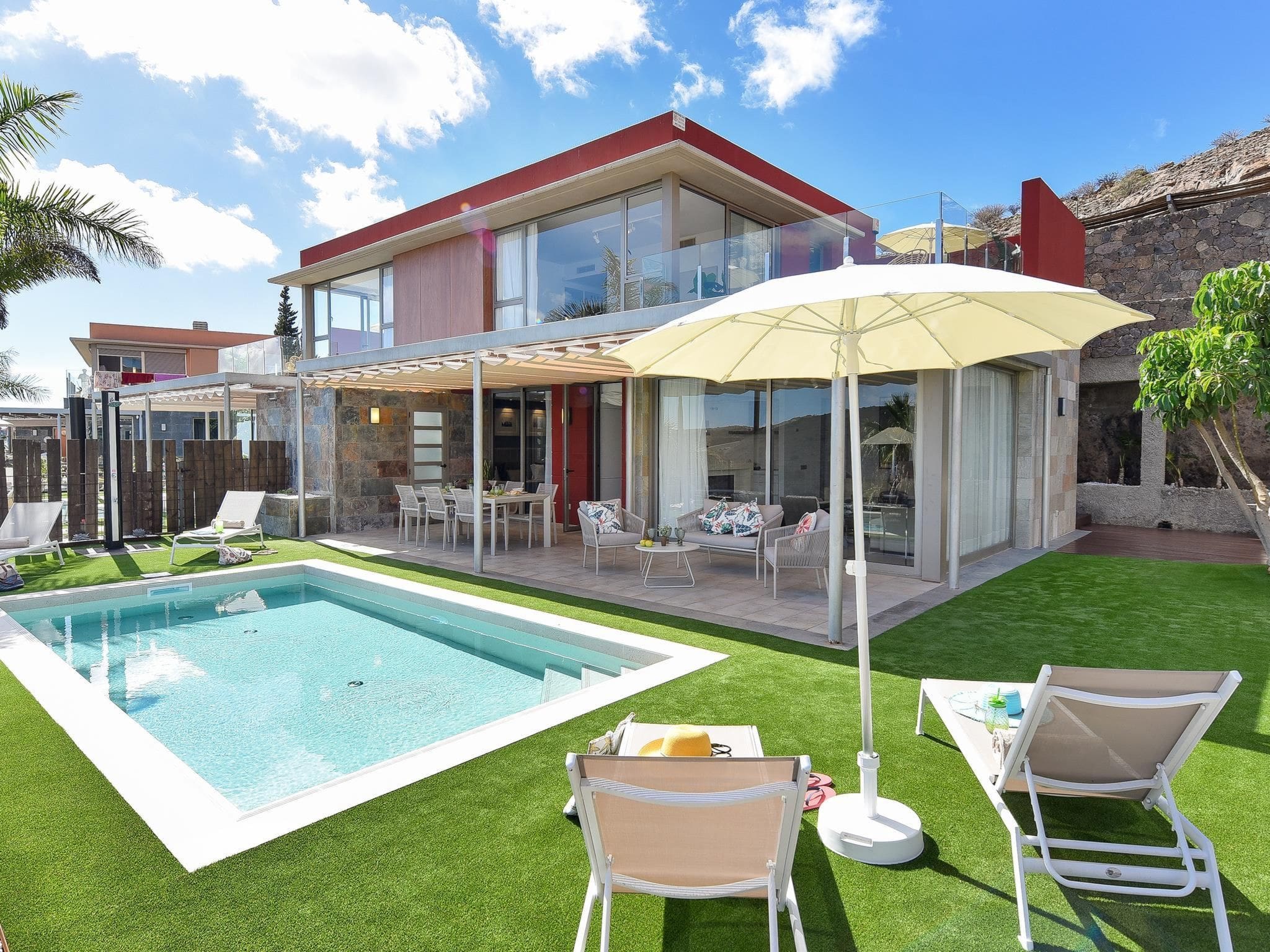 Villa Saltadero Maspalomas: Modern 2-Bedroom Villa with Private Pool and Mountain Views at Salobre Golf Resort
