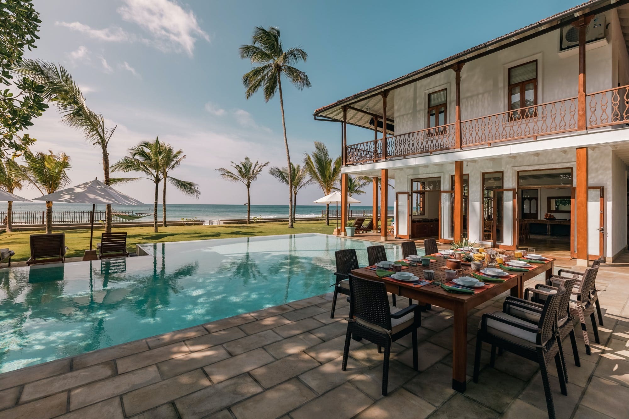 Villa Samudra Habaraduwa: Luxury 5-Bedroom Villa with Seaview and Pool, Sri Lanka