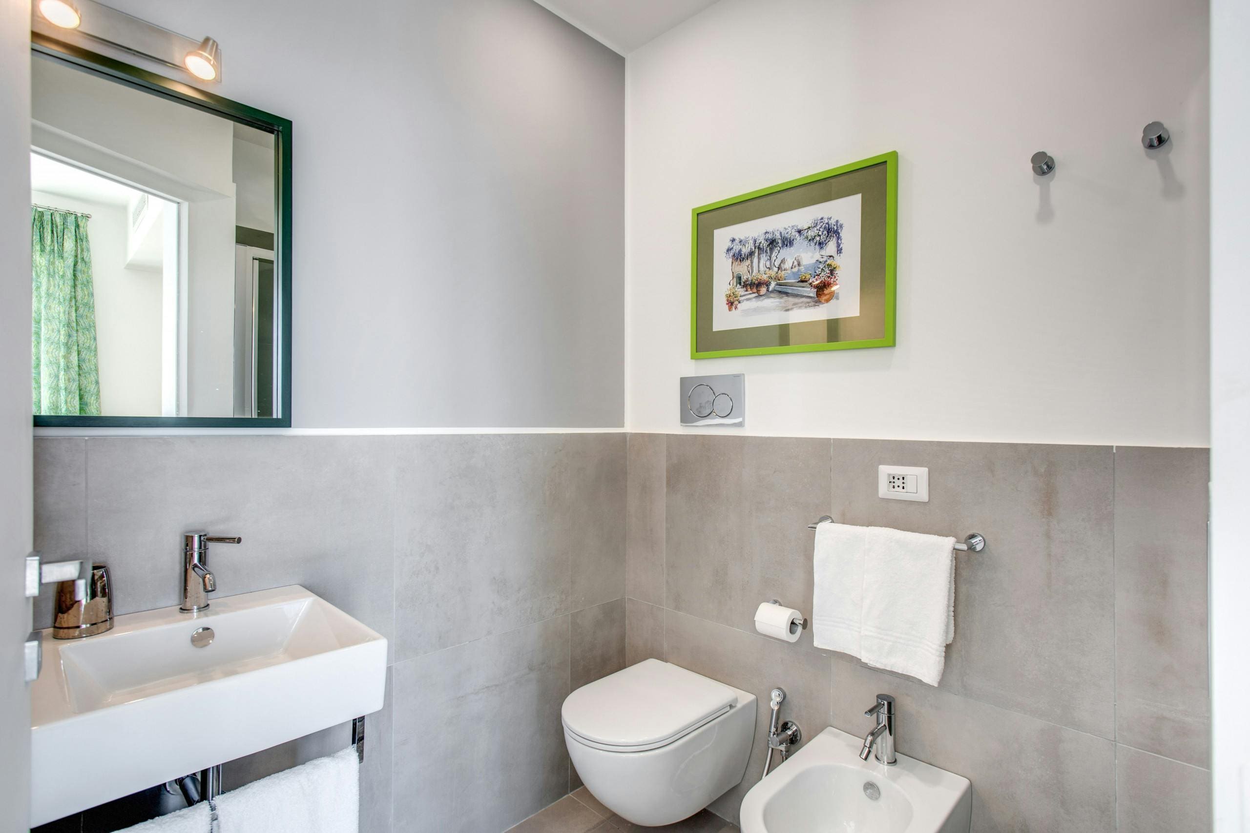 Villa San Michele Sorrento Sorrento: Luxury 4-Bedroom Apartment with Infinity Pool and Sea Views, Sorrento