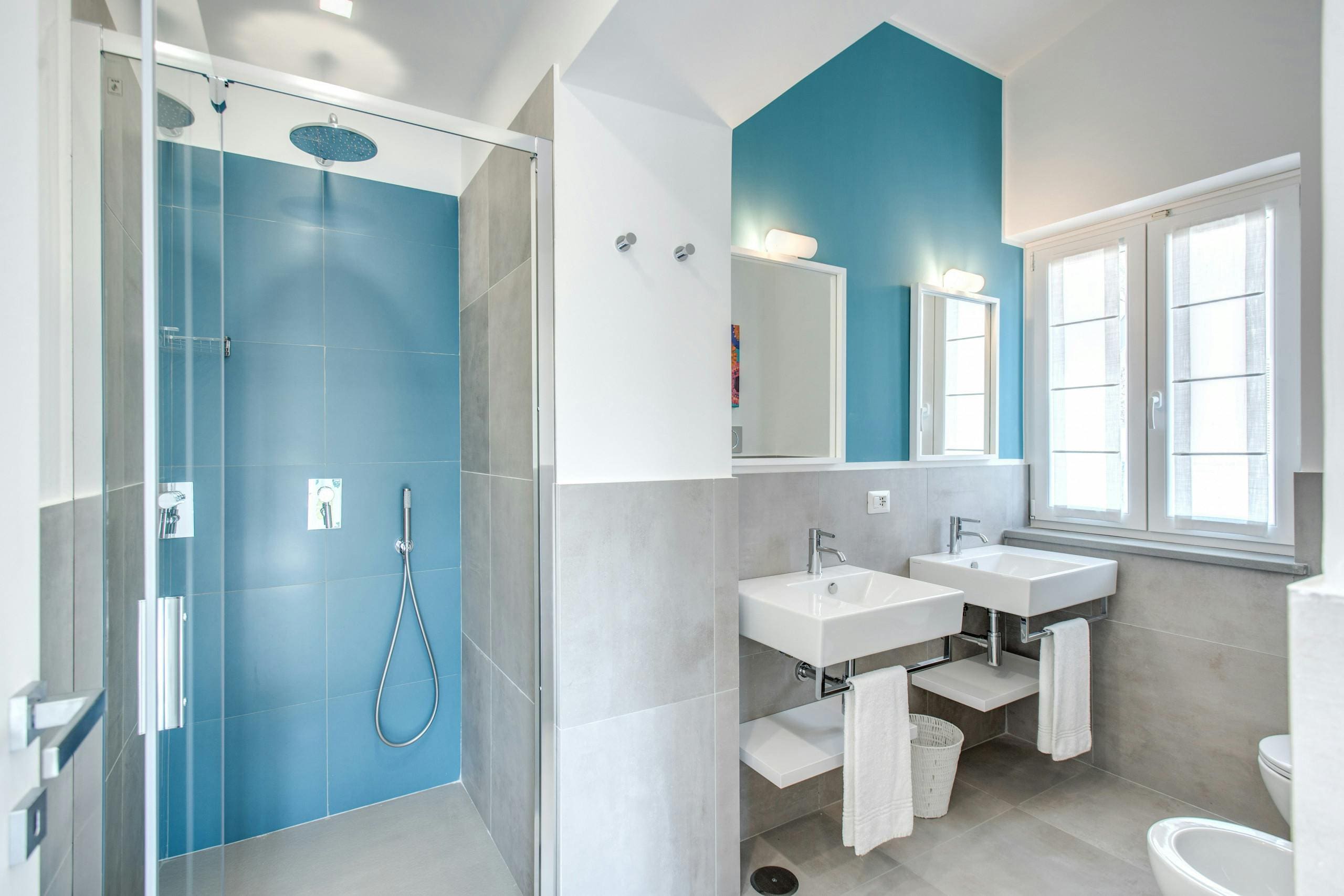 Villa San Michele Sorrento Sorrento: Luxury 4-Bedroom Apartment with Infinity Pool and Sea Views, Sorrento