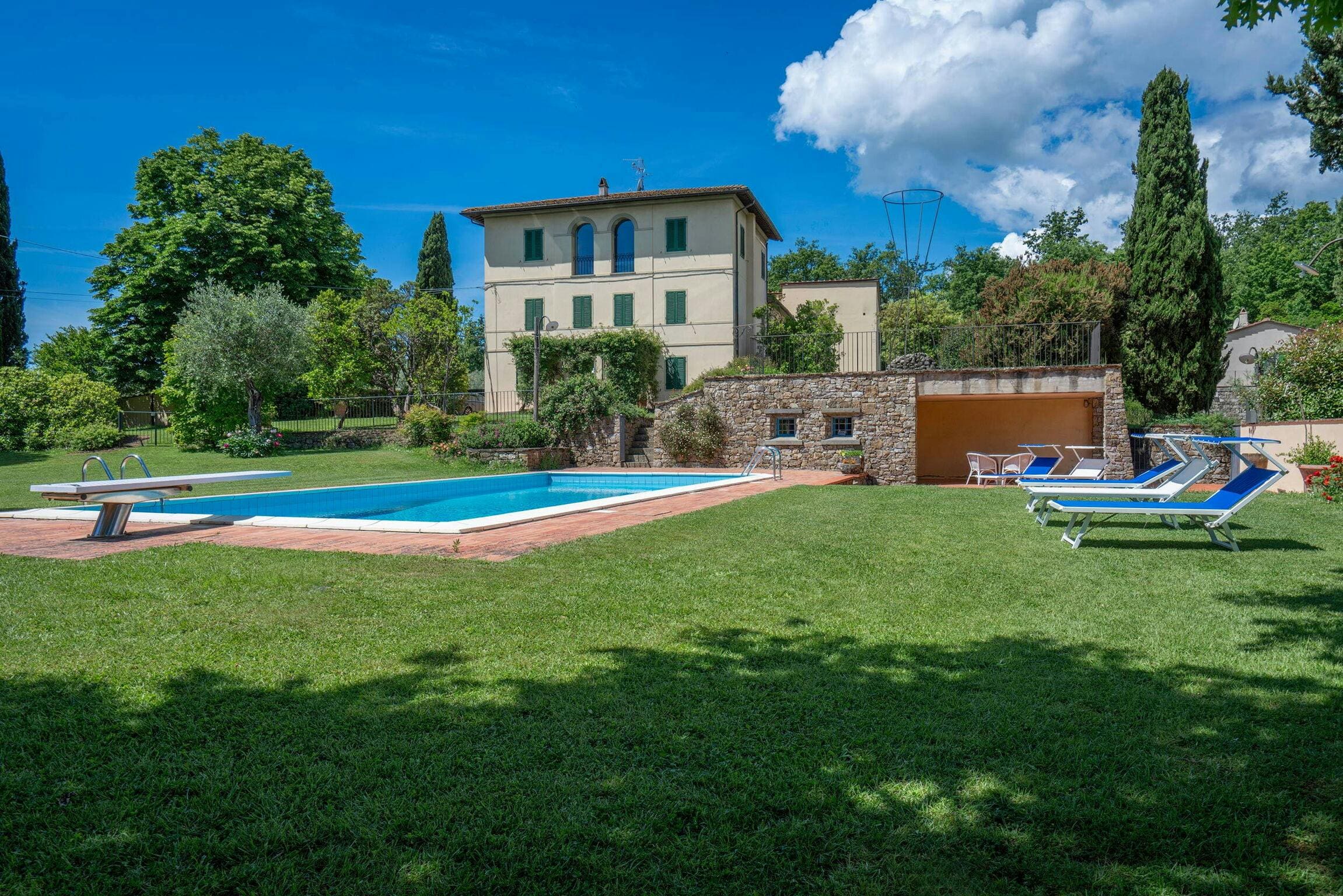 Villa SanBartolomeo Pistoia: Elegant 4-Bedroom Villa with Pool, Tuscany Countryside