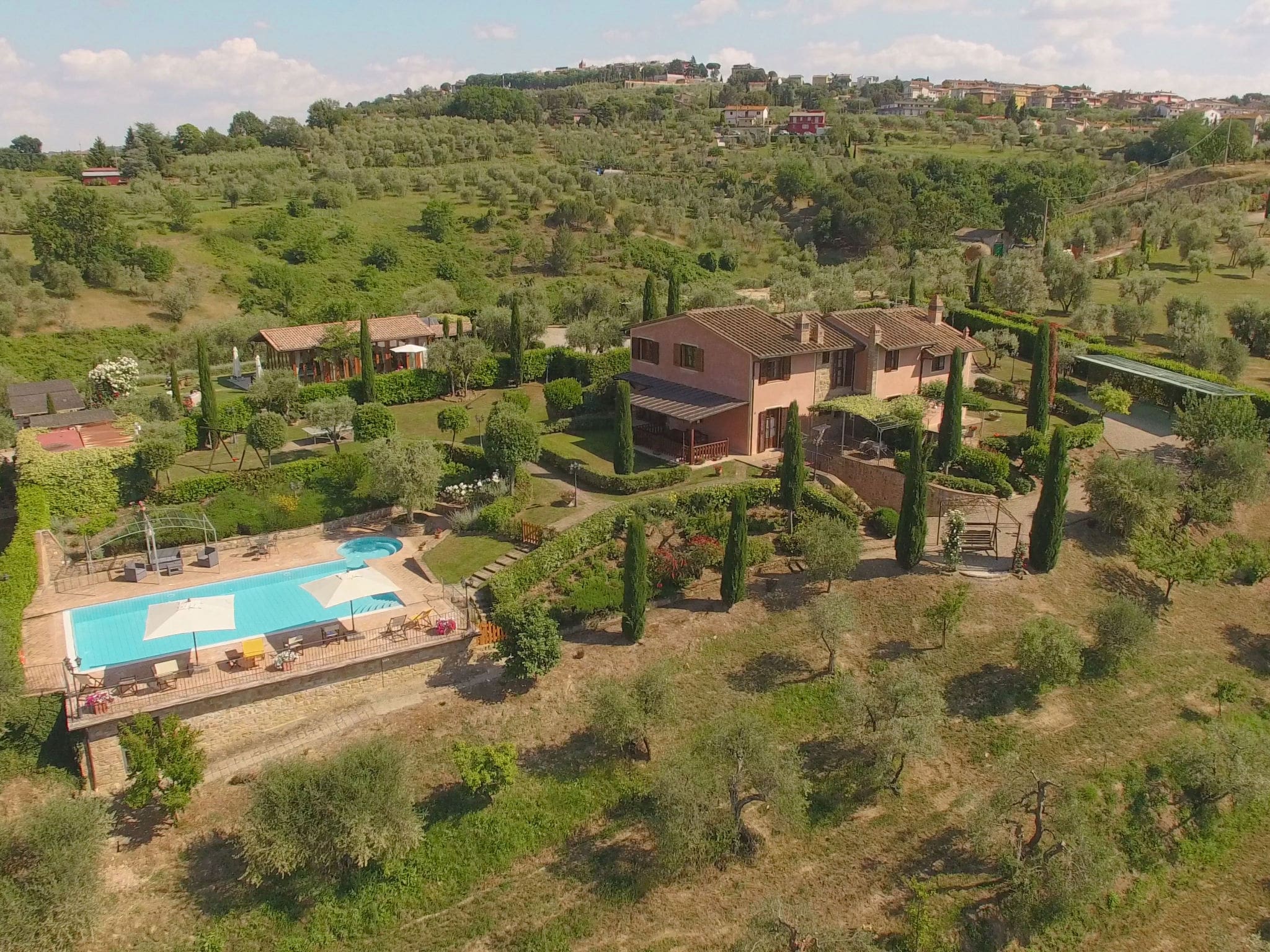 Villa Sangimignanese Montaione: Magnificent 6-Bedroom Tuscan Farmhouse with Private Pool and Whirlpool for 12 Guests