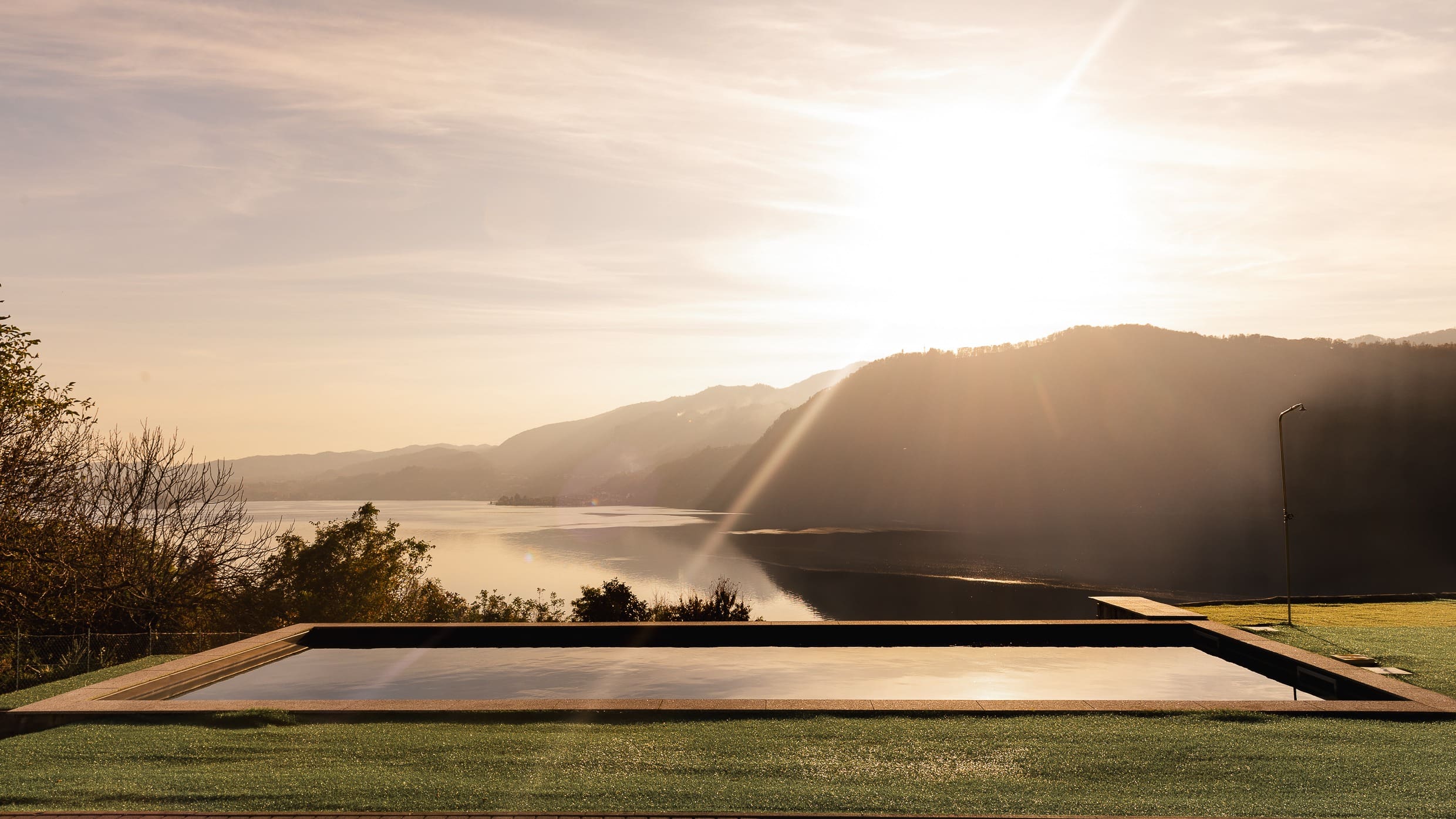 Villa Sant’Agata Novara: Luxury 1-Bedroom Apartment with Lake Views and Hot Tub, Novara