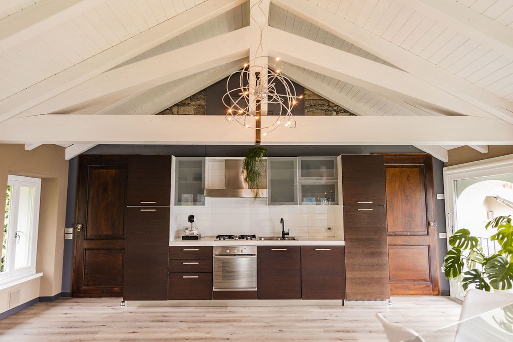 Villa Sant’Agata Novara: Luxury 1-Bedroom Apartment with Lake Views and Hot Tub, Novara