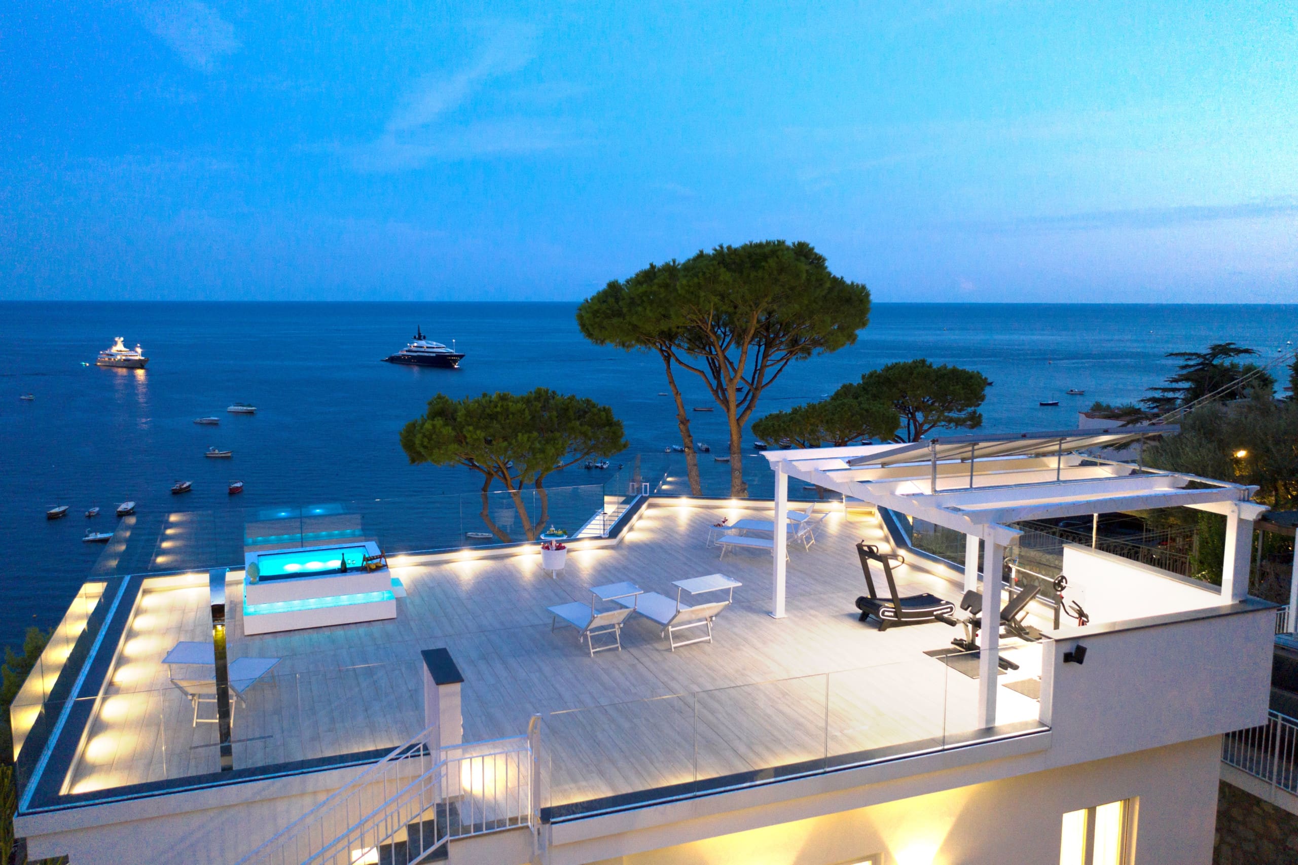Villa Sant’Agata Sorrento Sorrento 4: Luxury 6-Bedroom Villa with Seaview and Pool, Sorrento