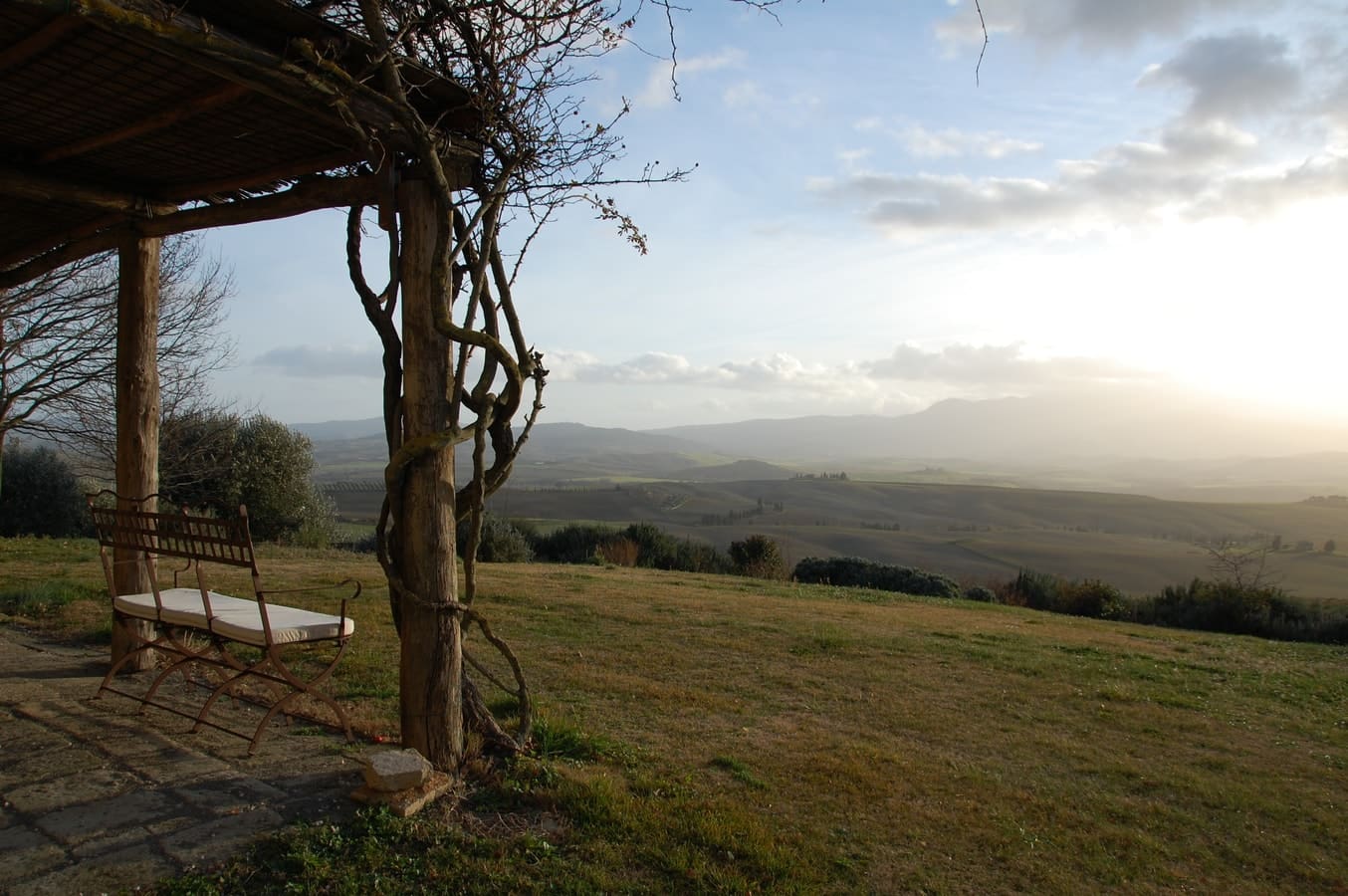 Villa Sant’Agnese Montepulciano: Expansive 9-Bedroom Villa with Yoga Studio and Pool, Montepulciano