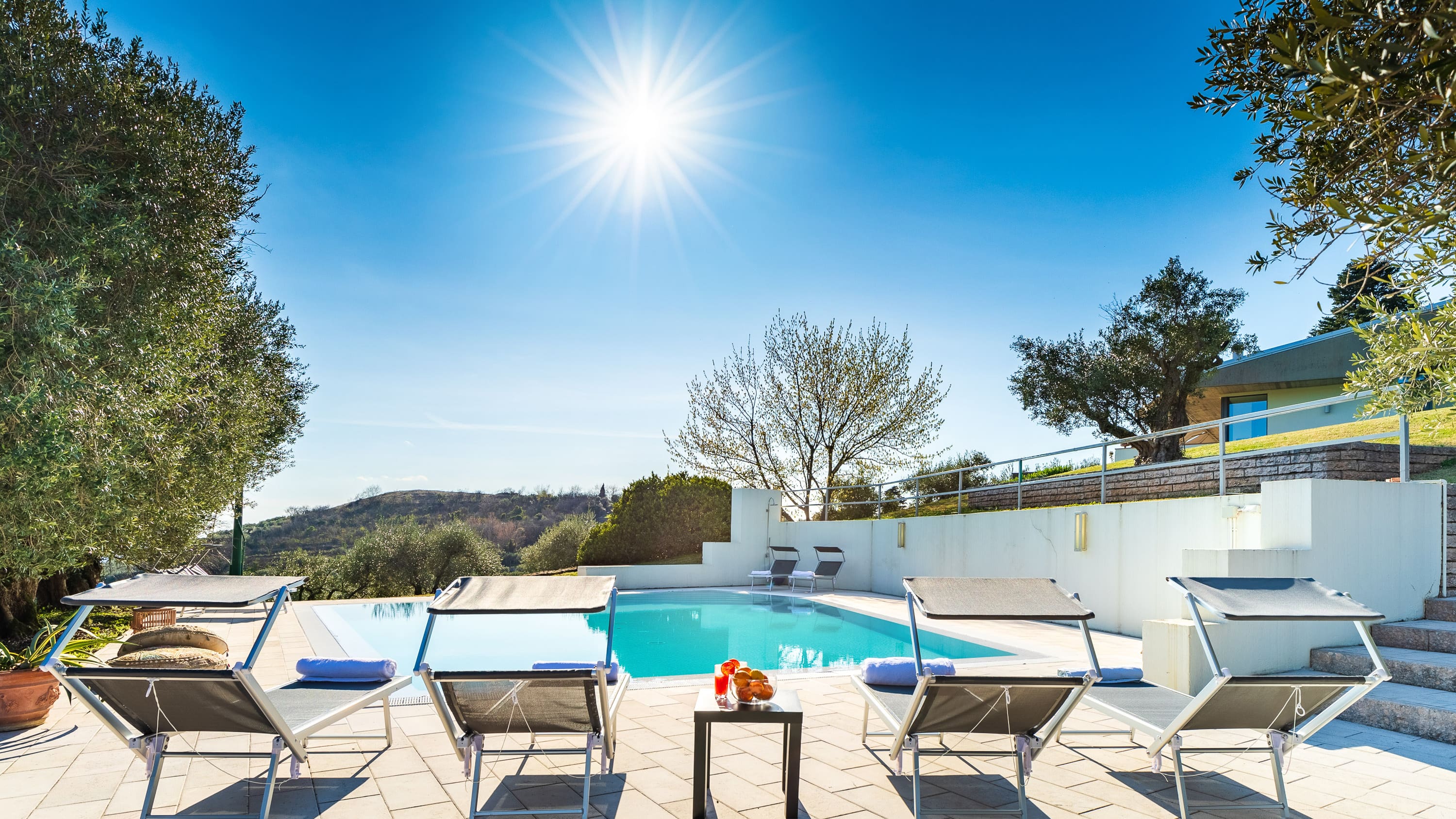 Villa SanZeno Verona: Luxury 4-Bedroom Villa with Pool and Scenic Views, Verona