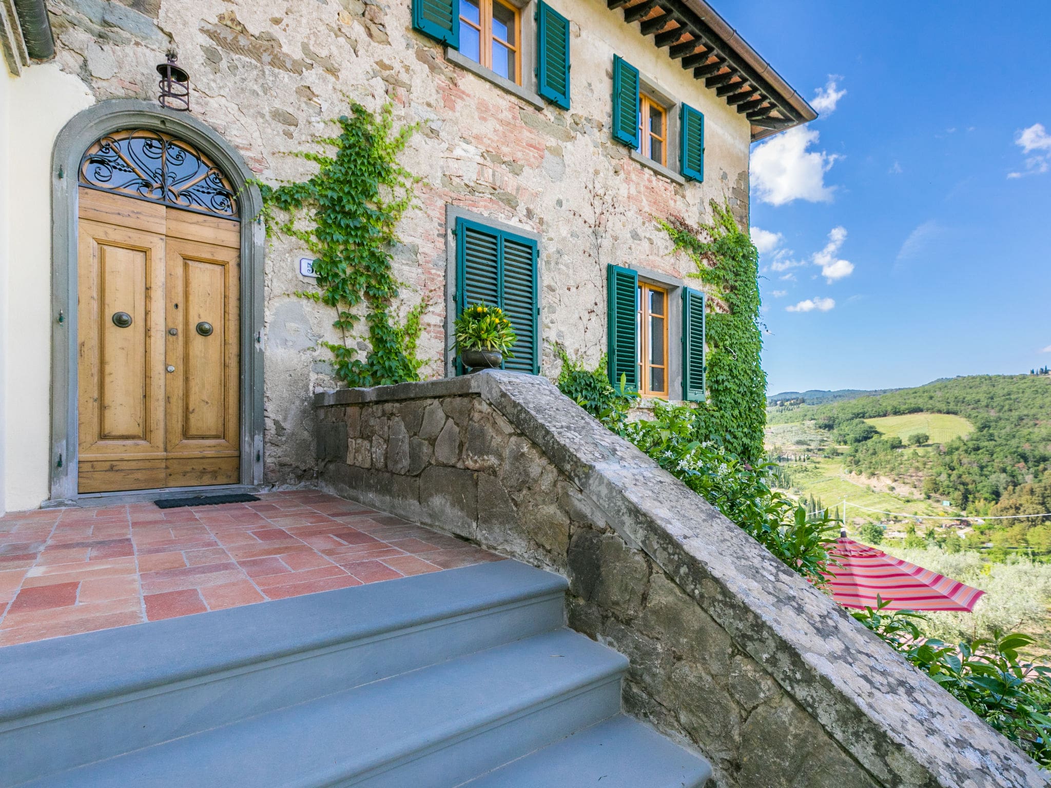 Villa Savignola Chianti Greve in Chianti: Elegant 3-Bedroom Agriturismo with Vineyard Views and Wine Tasting in Tuscany